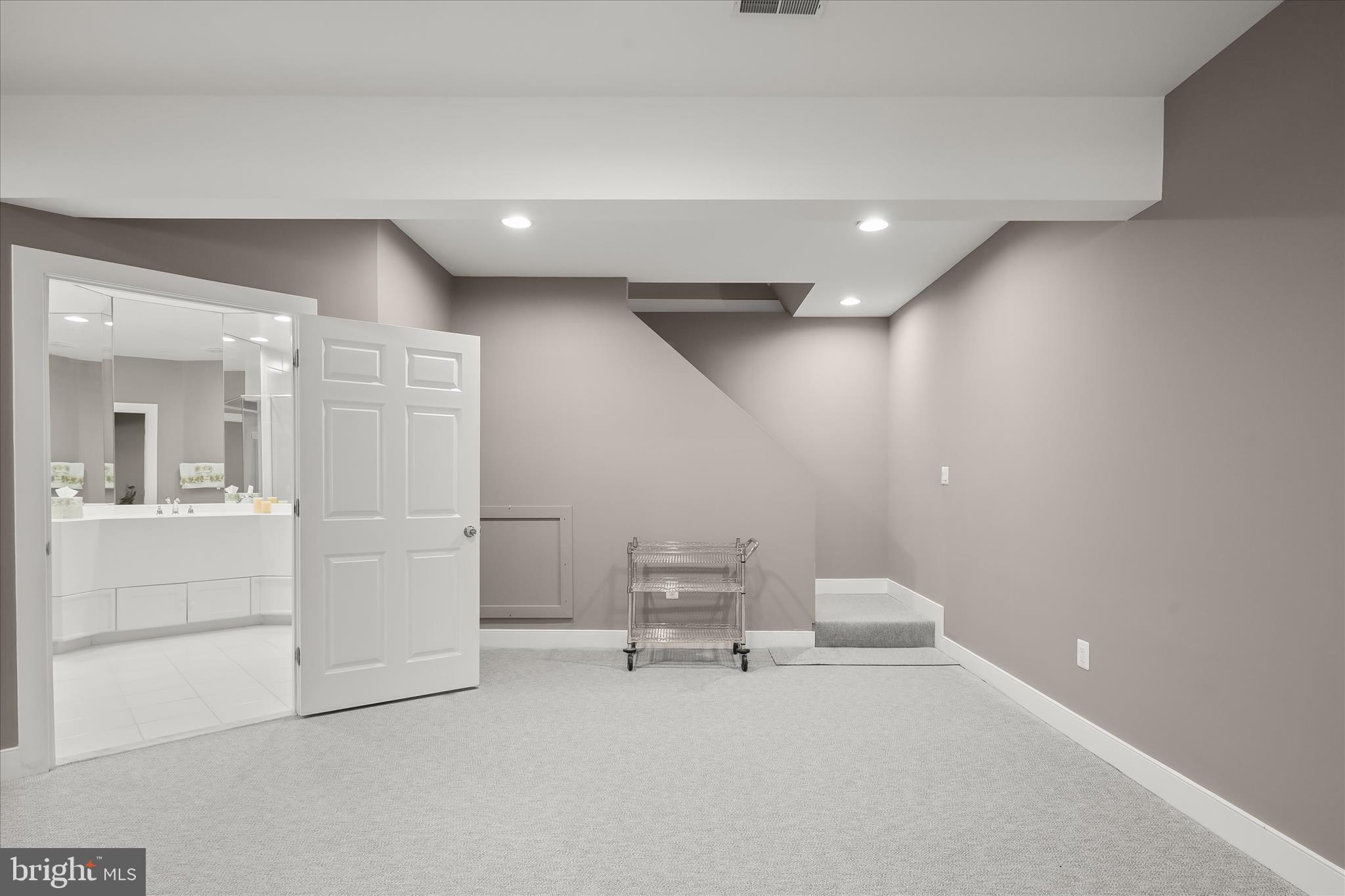 KINGS GIFT - Residential