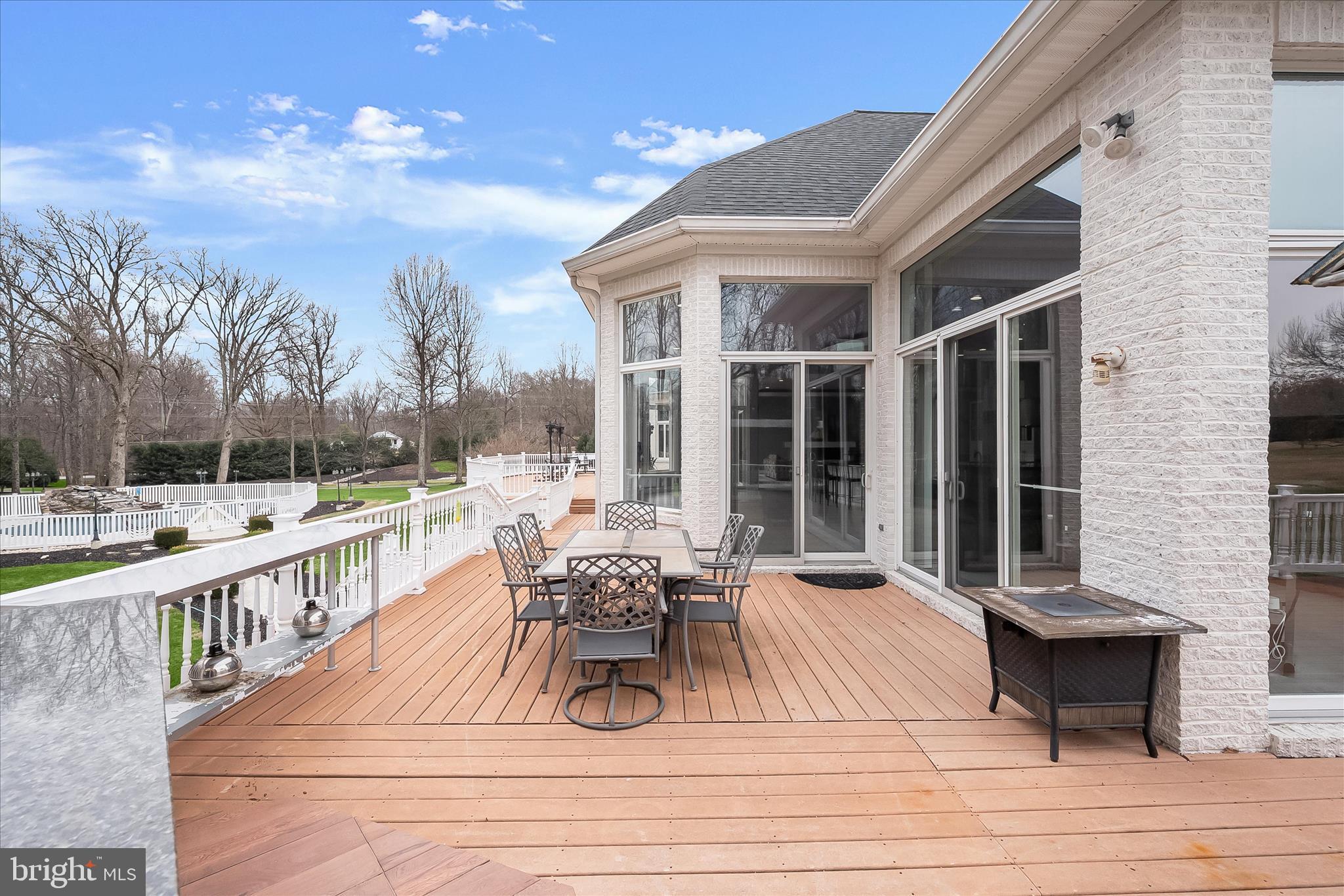 KINGS GIFT - Residential