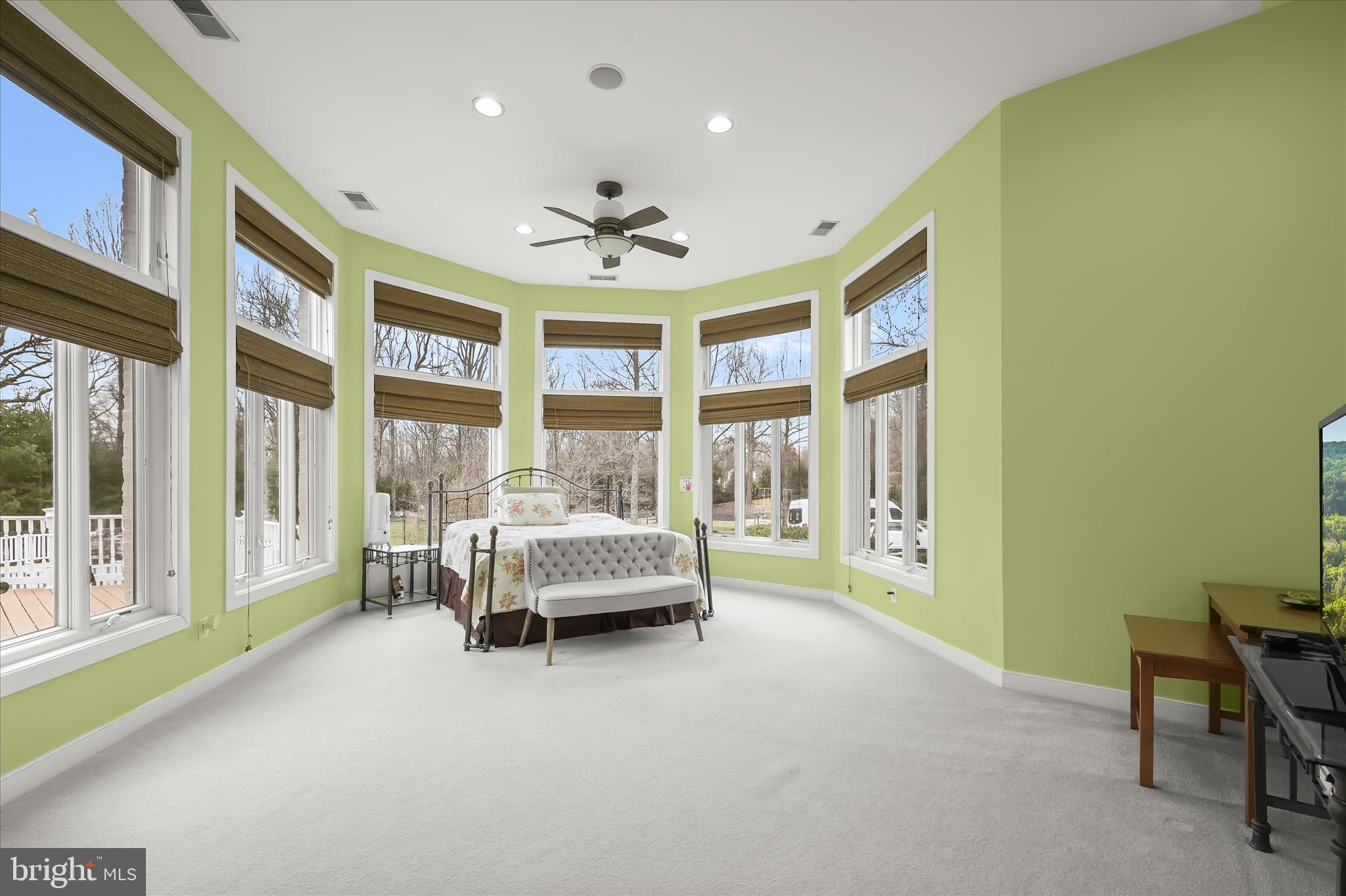 KINGS GIFT - Residential