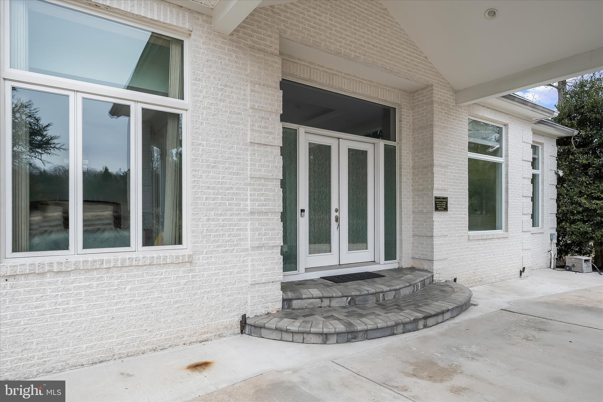 KINGS GIFT - Residential