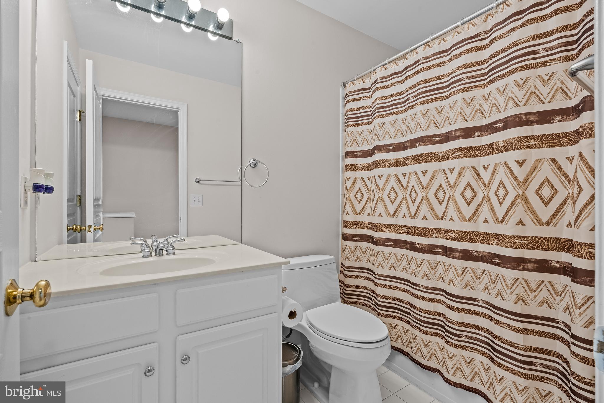 DOYLESTOWN STATION - Residential
