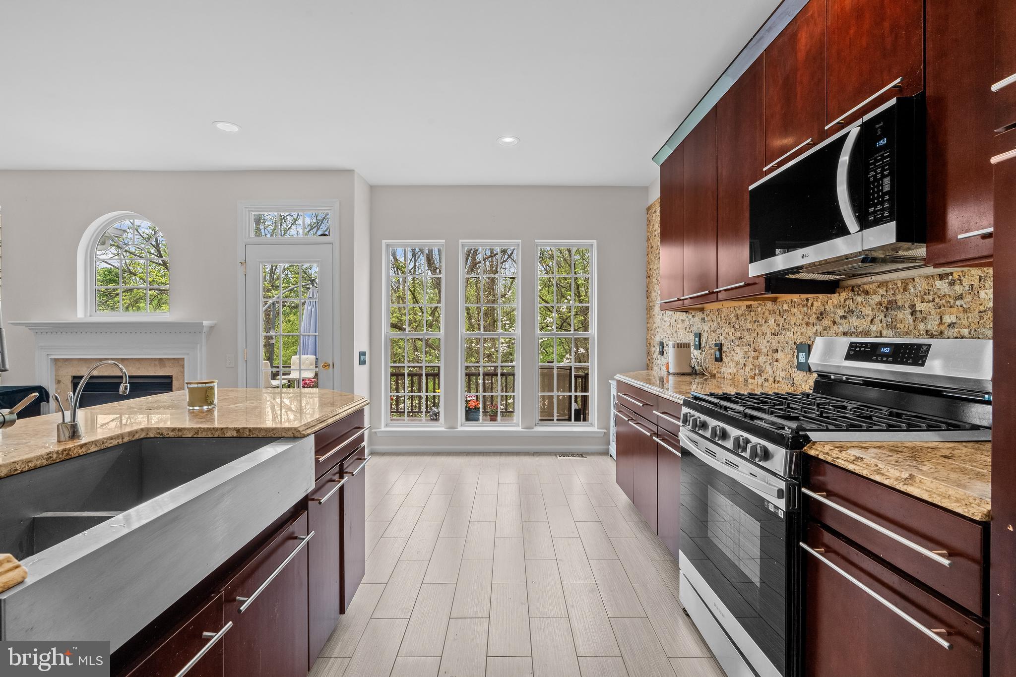 DOYLESTOWN STATION - Residential