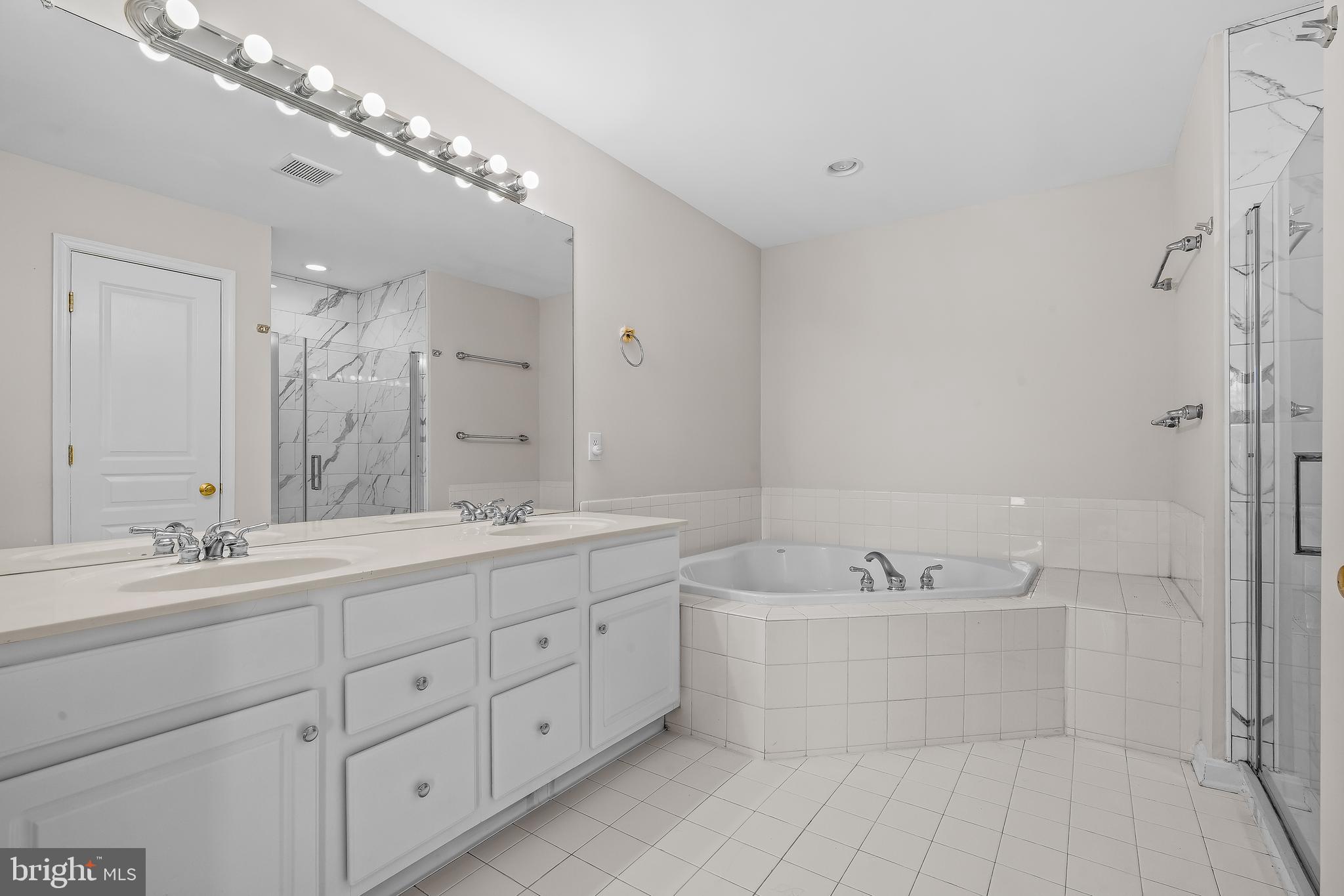 DOYLESTOWN STATION - Residential