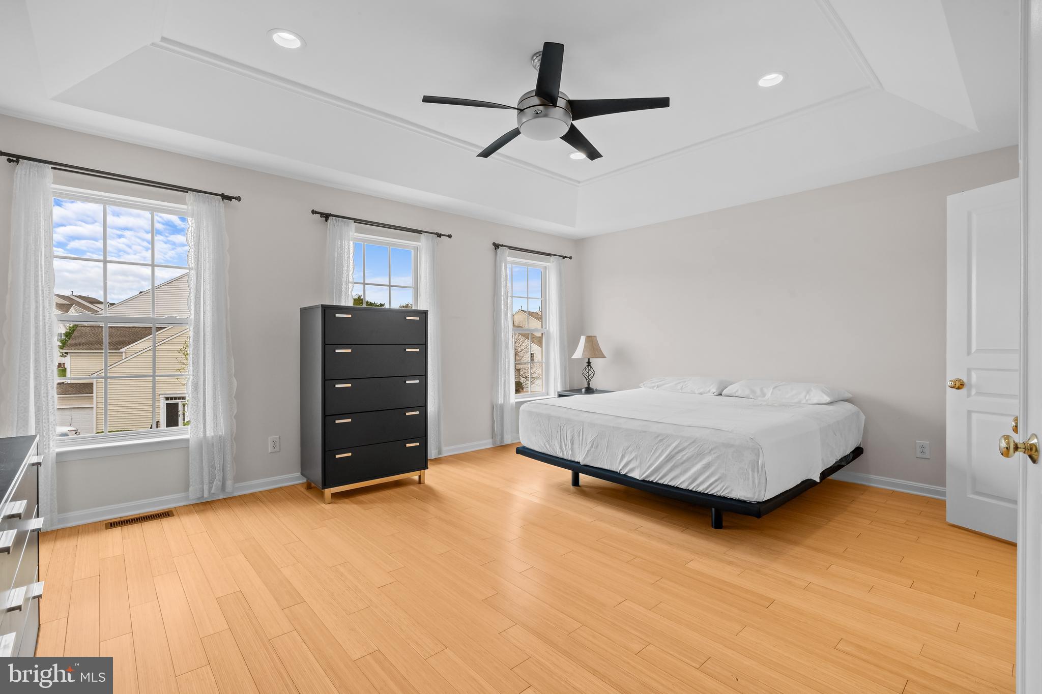 DOYLESTOWN STATION - Residential
