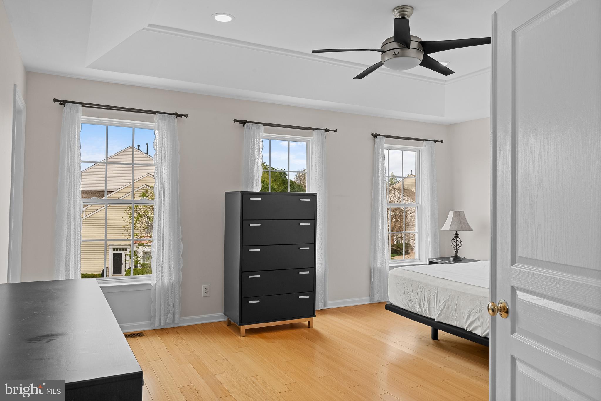 DOYLESTOWN STATION - Residential