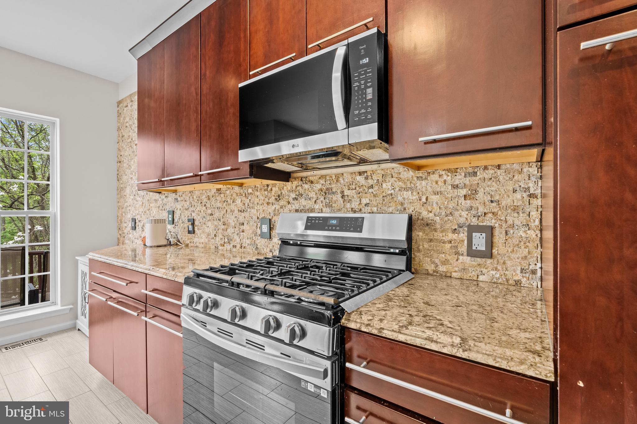 DOYLESTOWN STATION - Residential