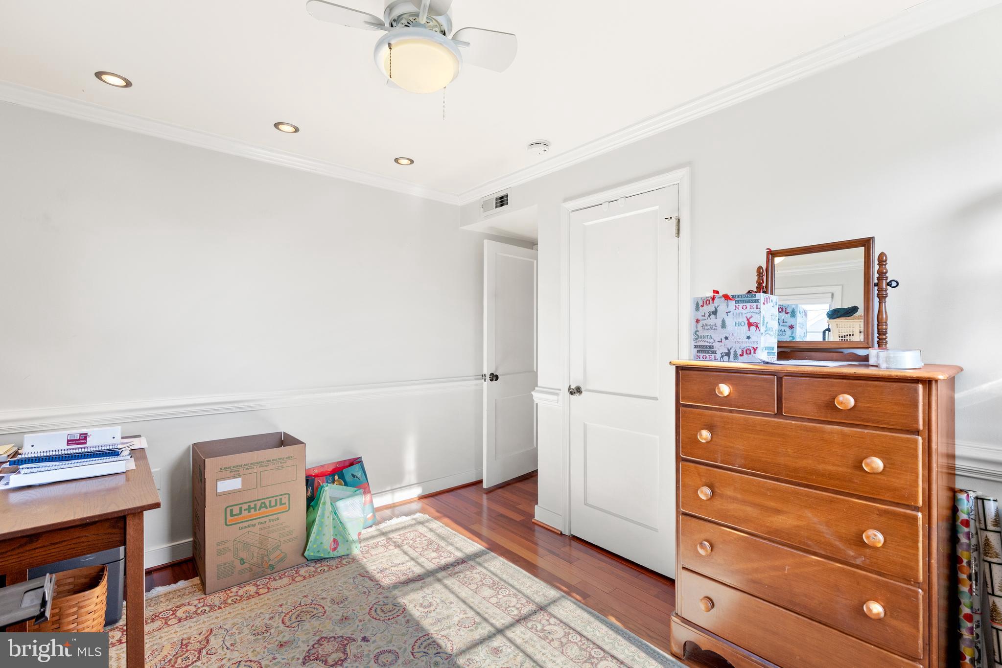 BELLE VIEW - Residential Lease