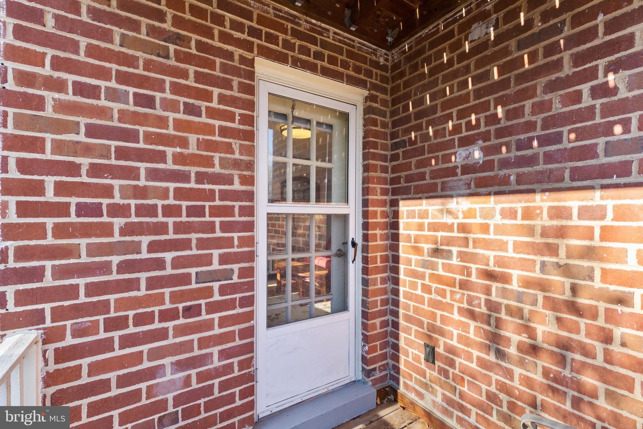 BELLE VIEW - Residential Lease