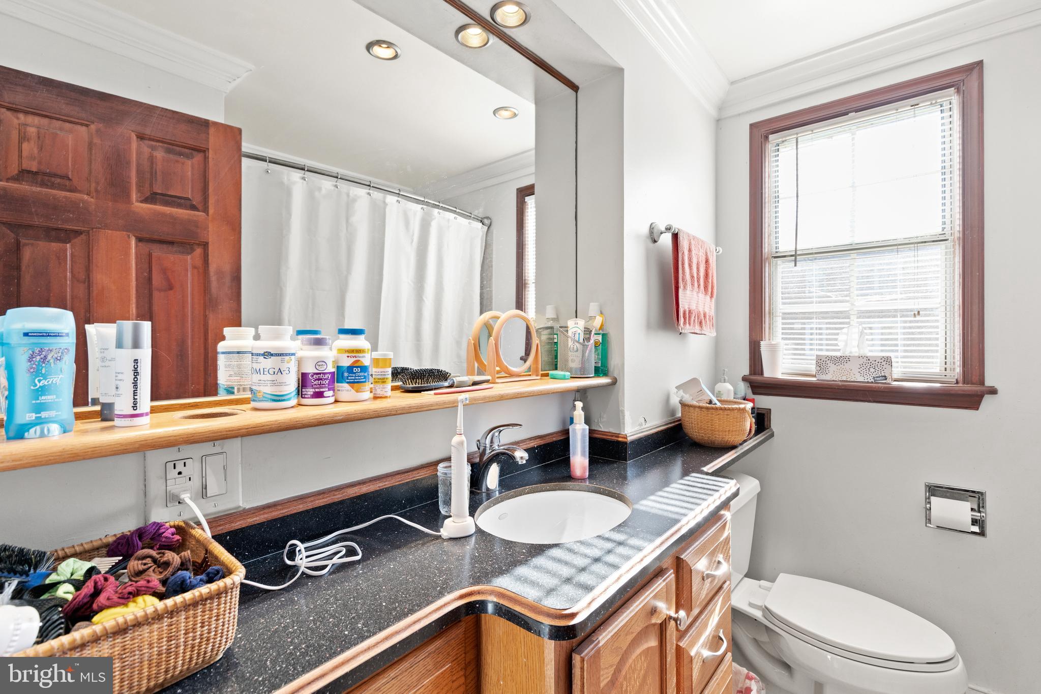 BELLE VIEW - Residential Lease