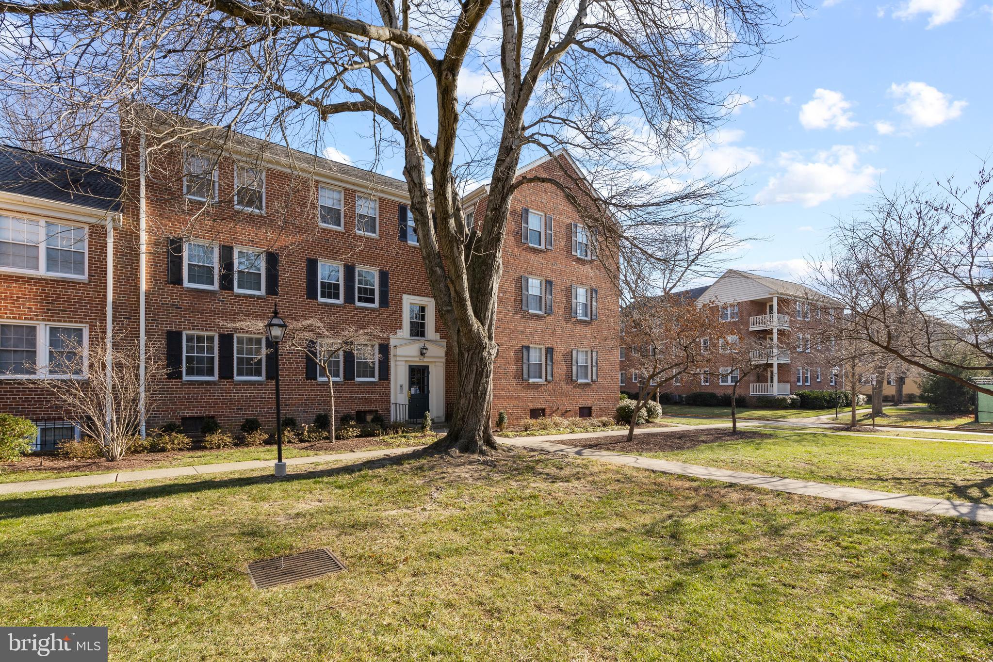 BELLE VIEW - Residential Lease