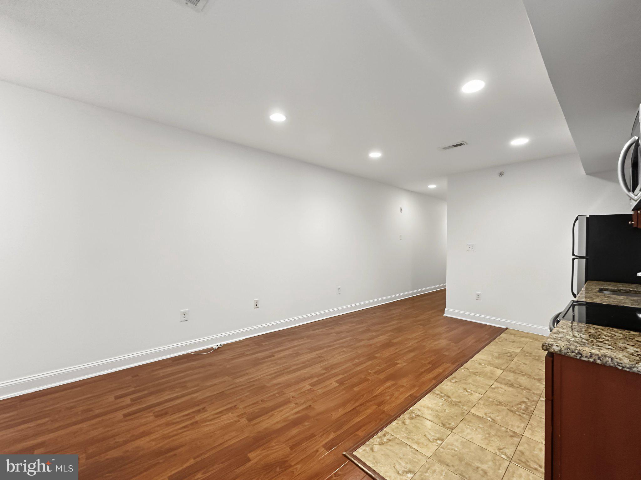 1417 N 17TH STREET 00 2R