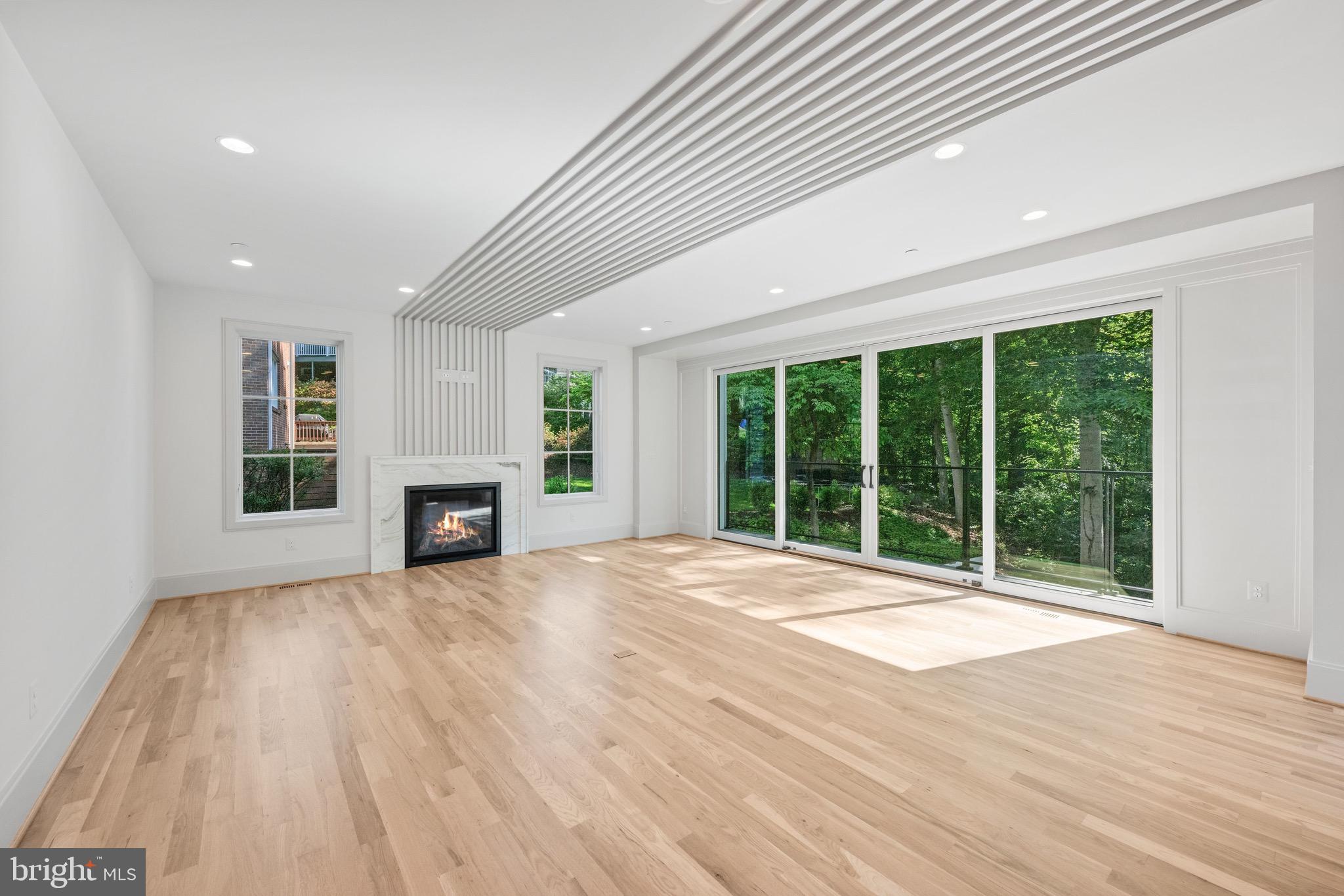 PARKWOOD - Residential