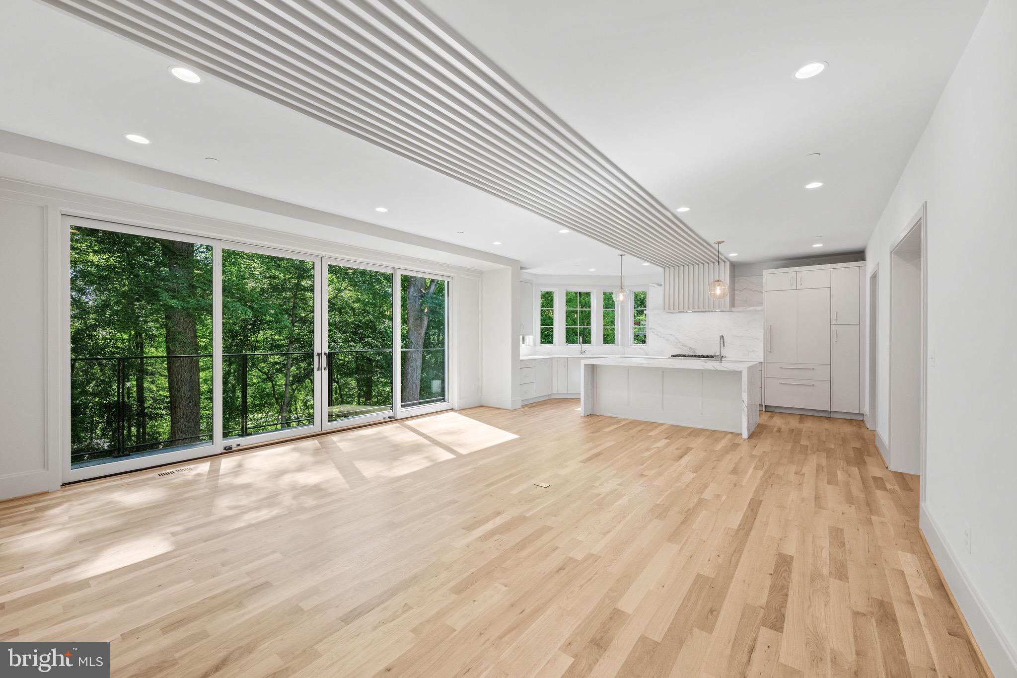PARKWOOD - Residential