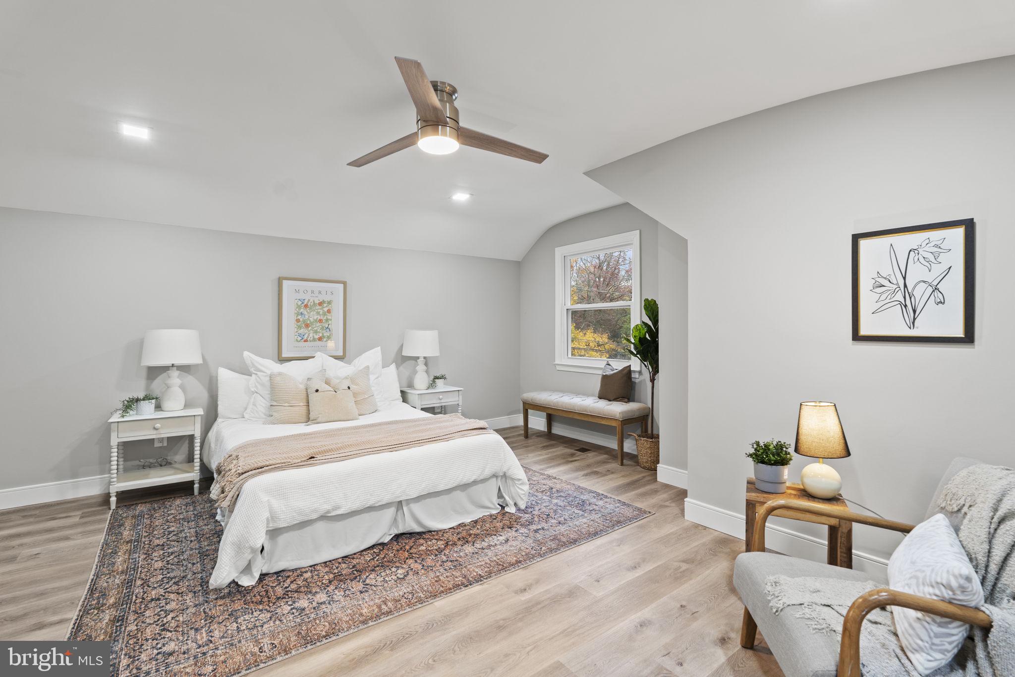 MANOR WOODS - Residential