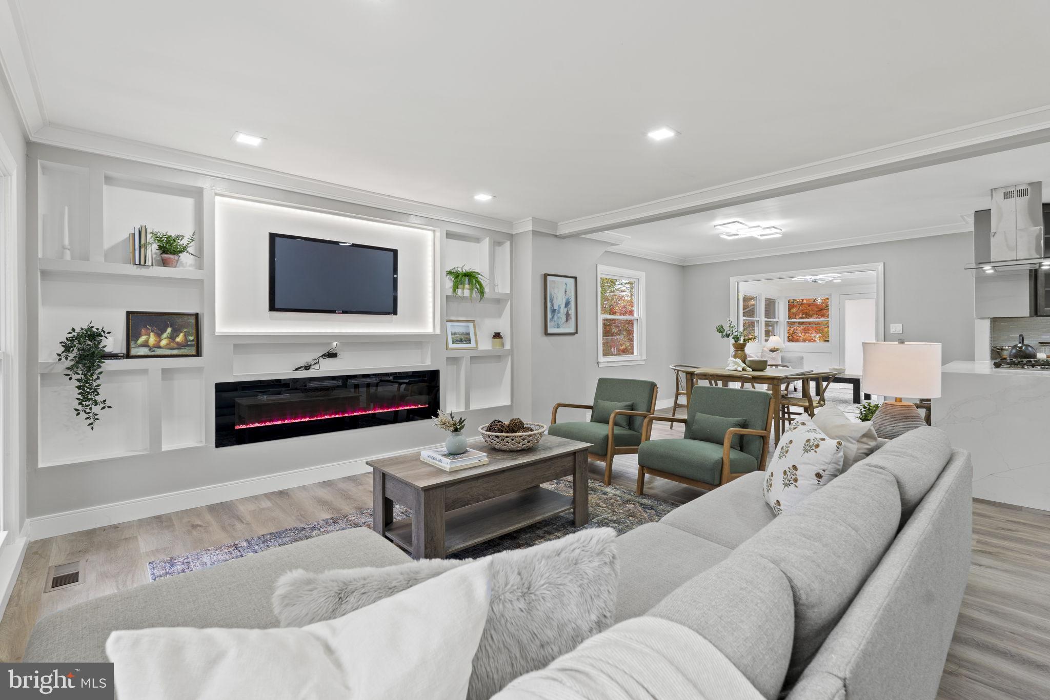 MANOR WOODS - Residential