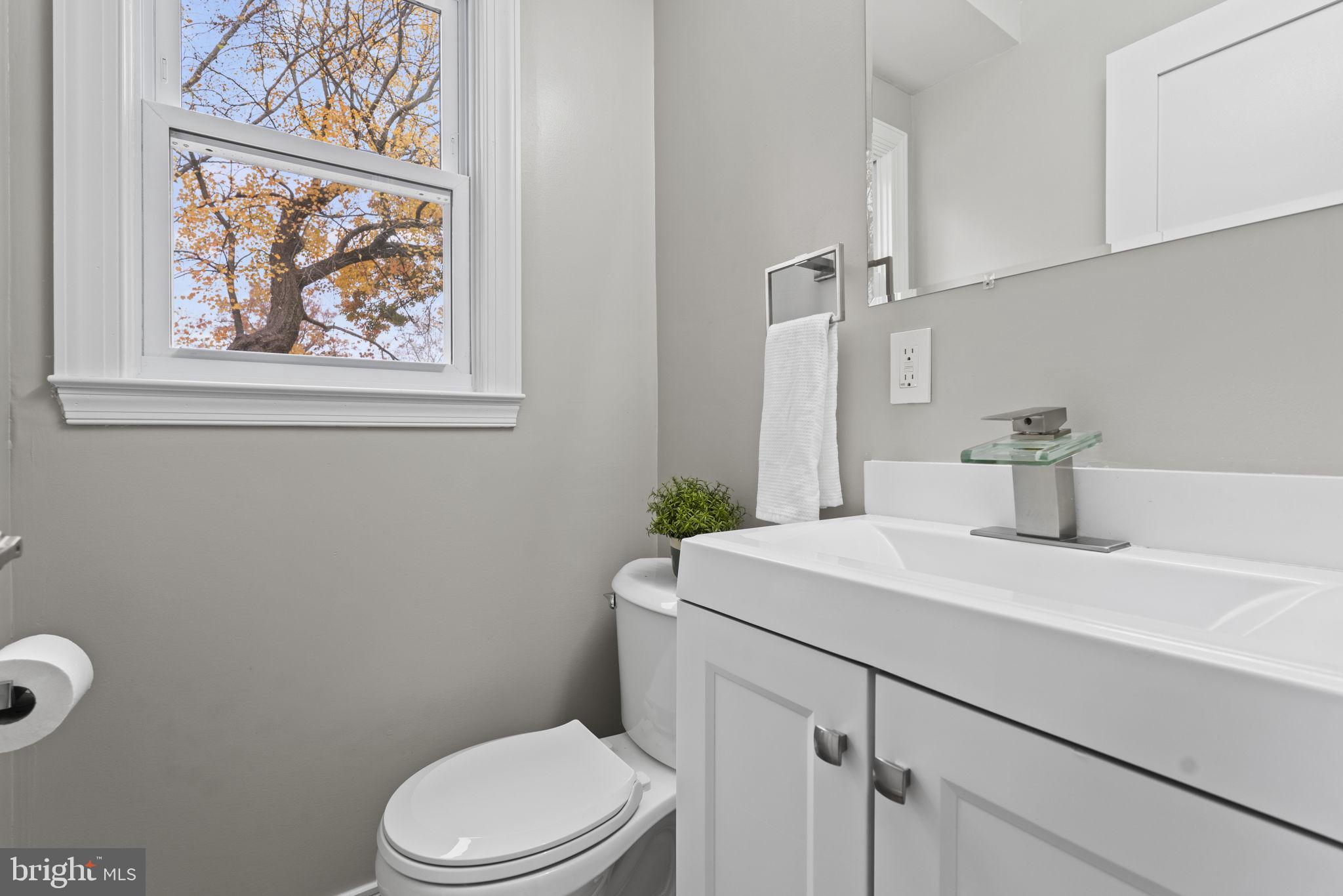 MANOR WOODS - Residential