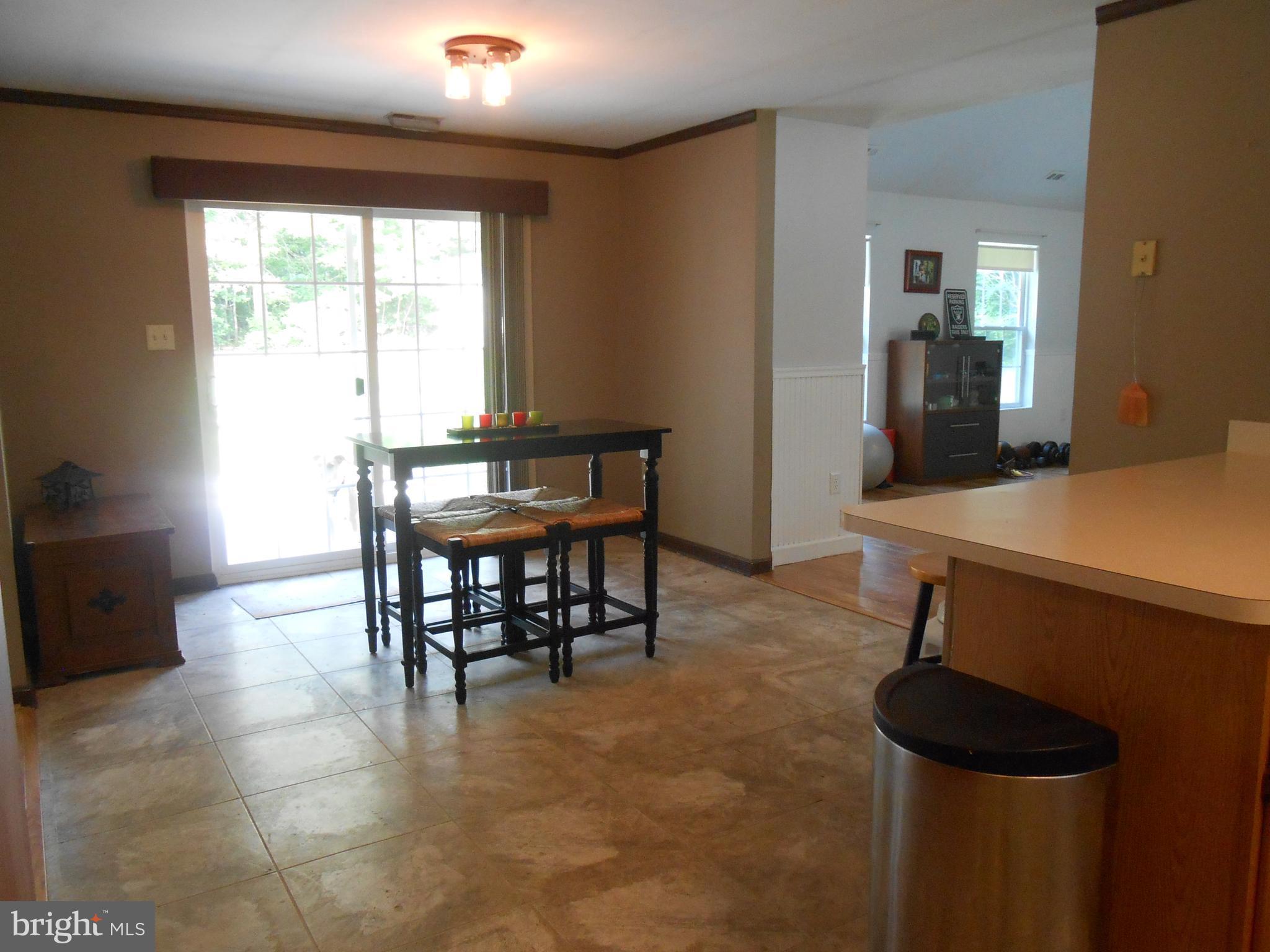 MAPLE RUN - Residential Lease