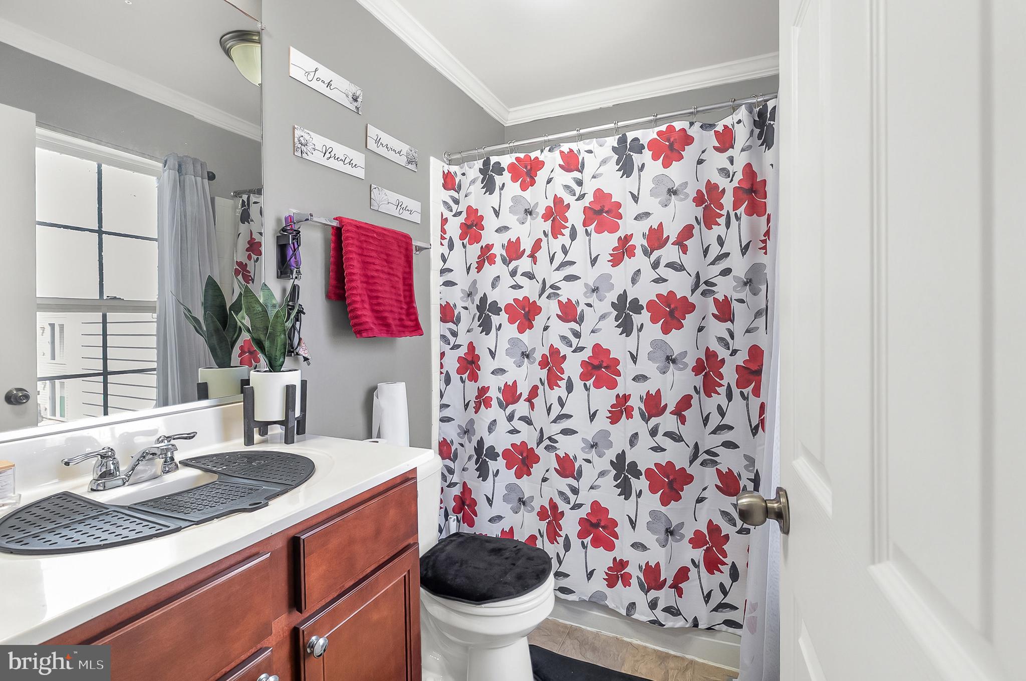 CARRIAGE HILLS TOWNHOUSE - Residential