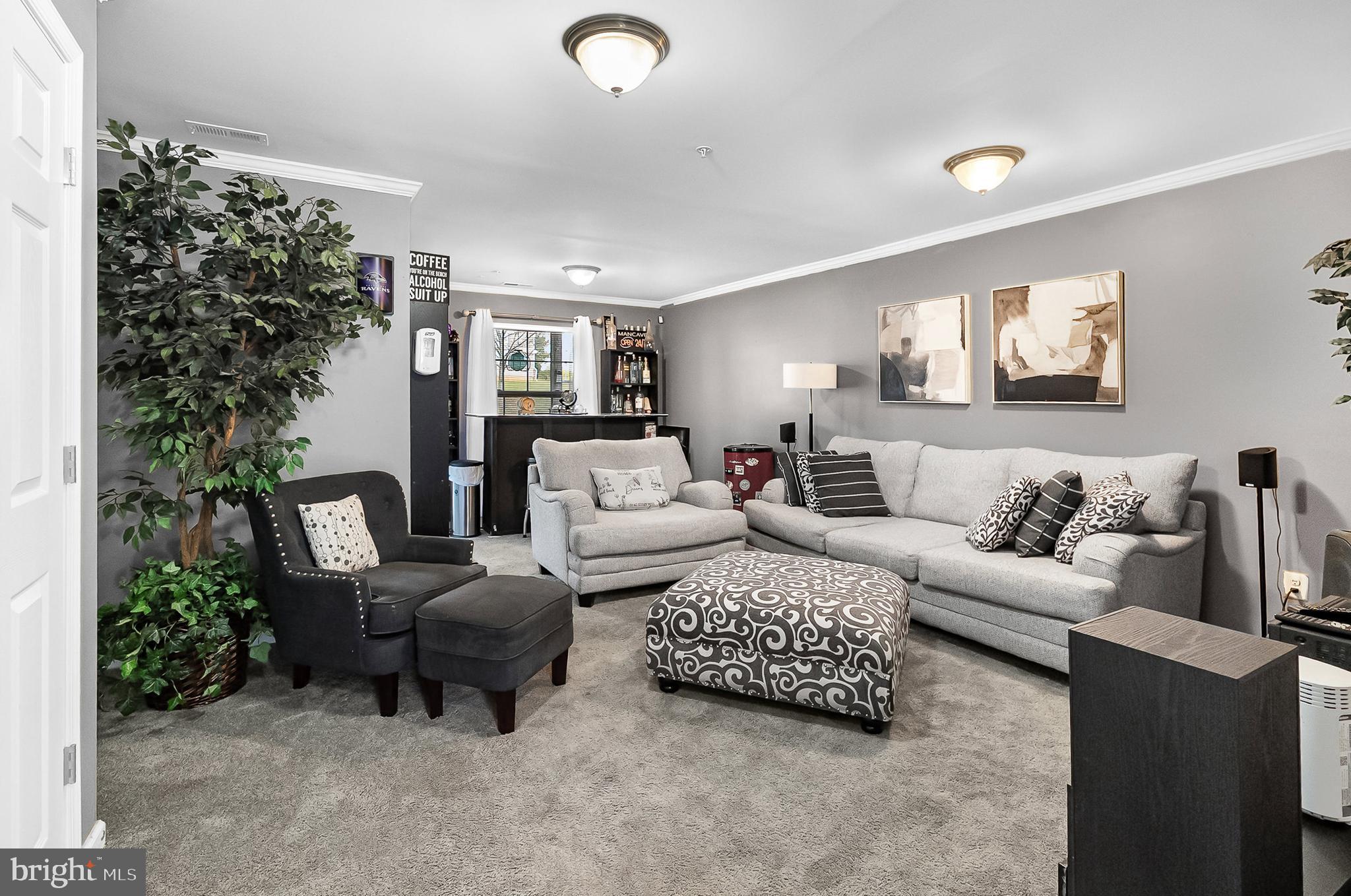 CARRIAGE HILLS TOWNHOUSE - Residential