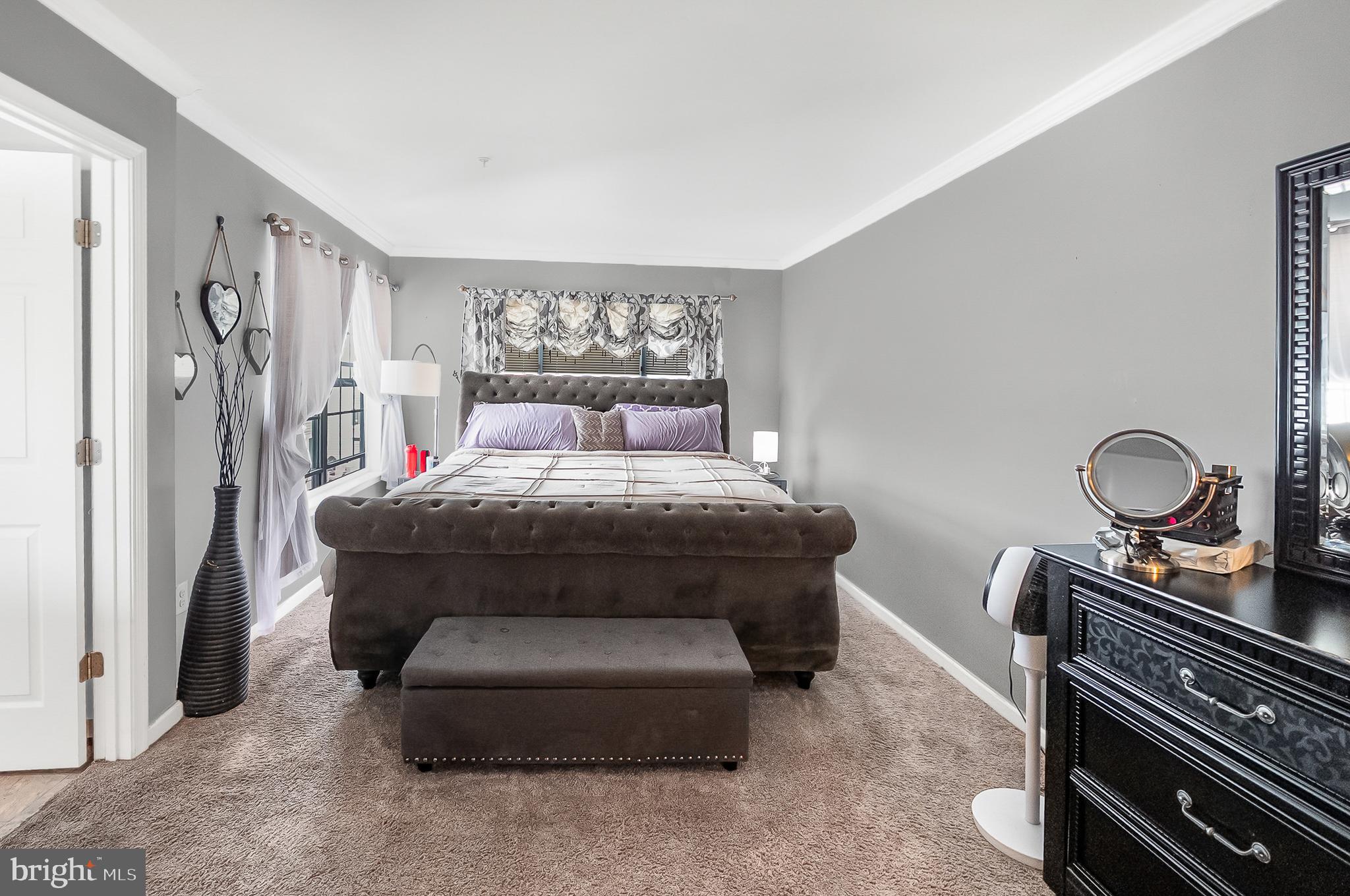 CARRIAGE HILLS TOWNHOUSE - Residential