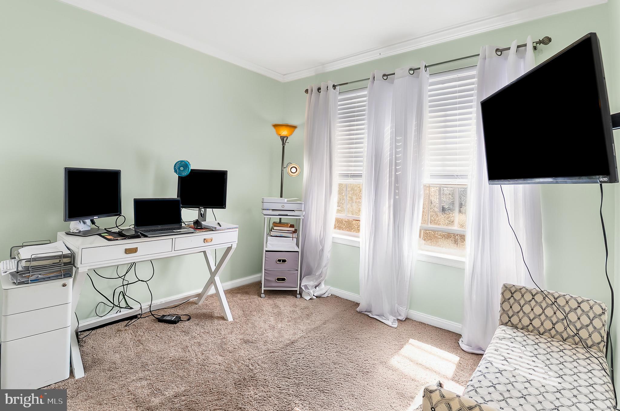 CARRIAGE HILLS TOWNHOUSE - Residential