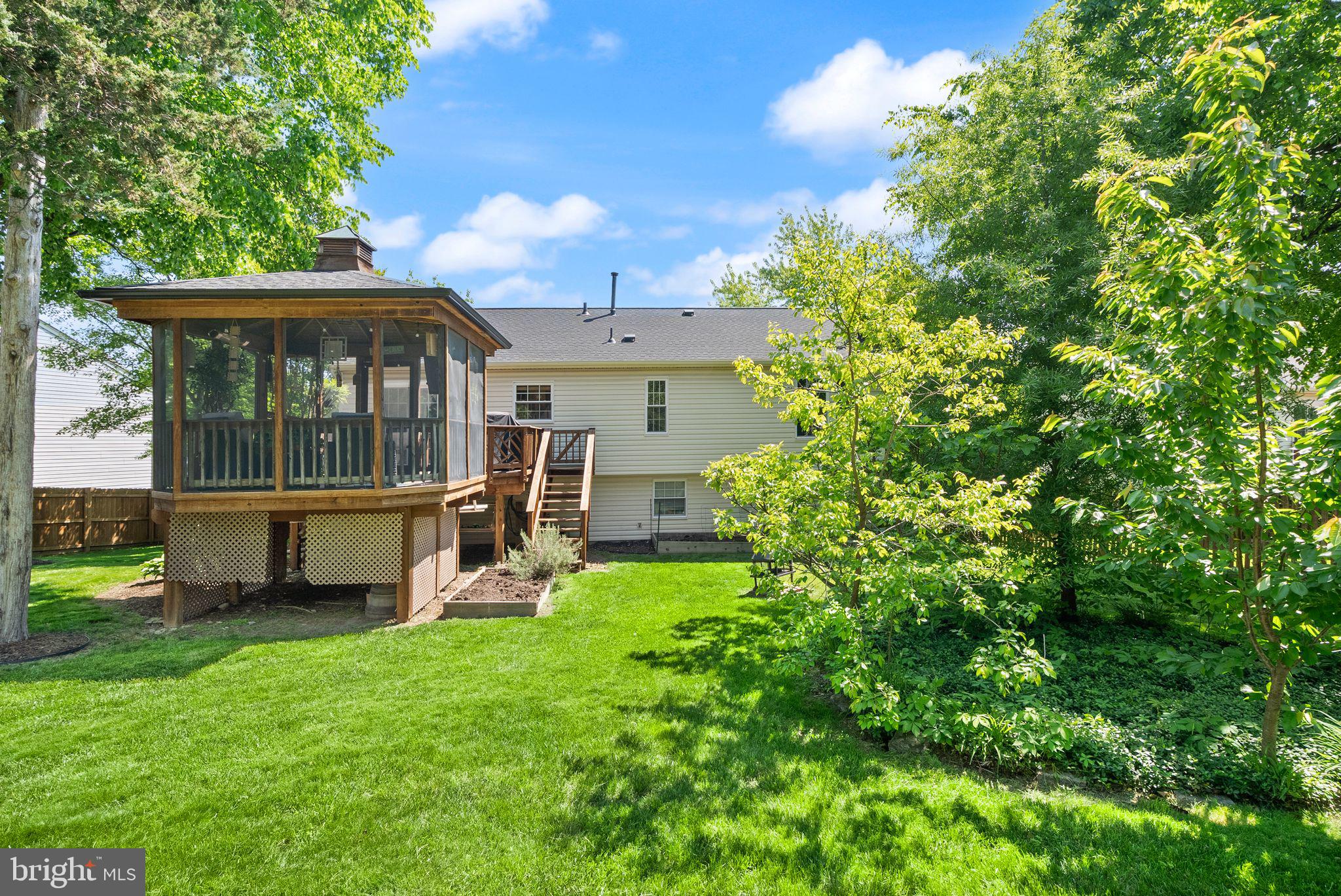 BELMONT RIDGE - Residential