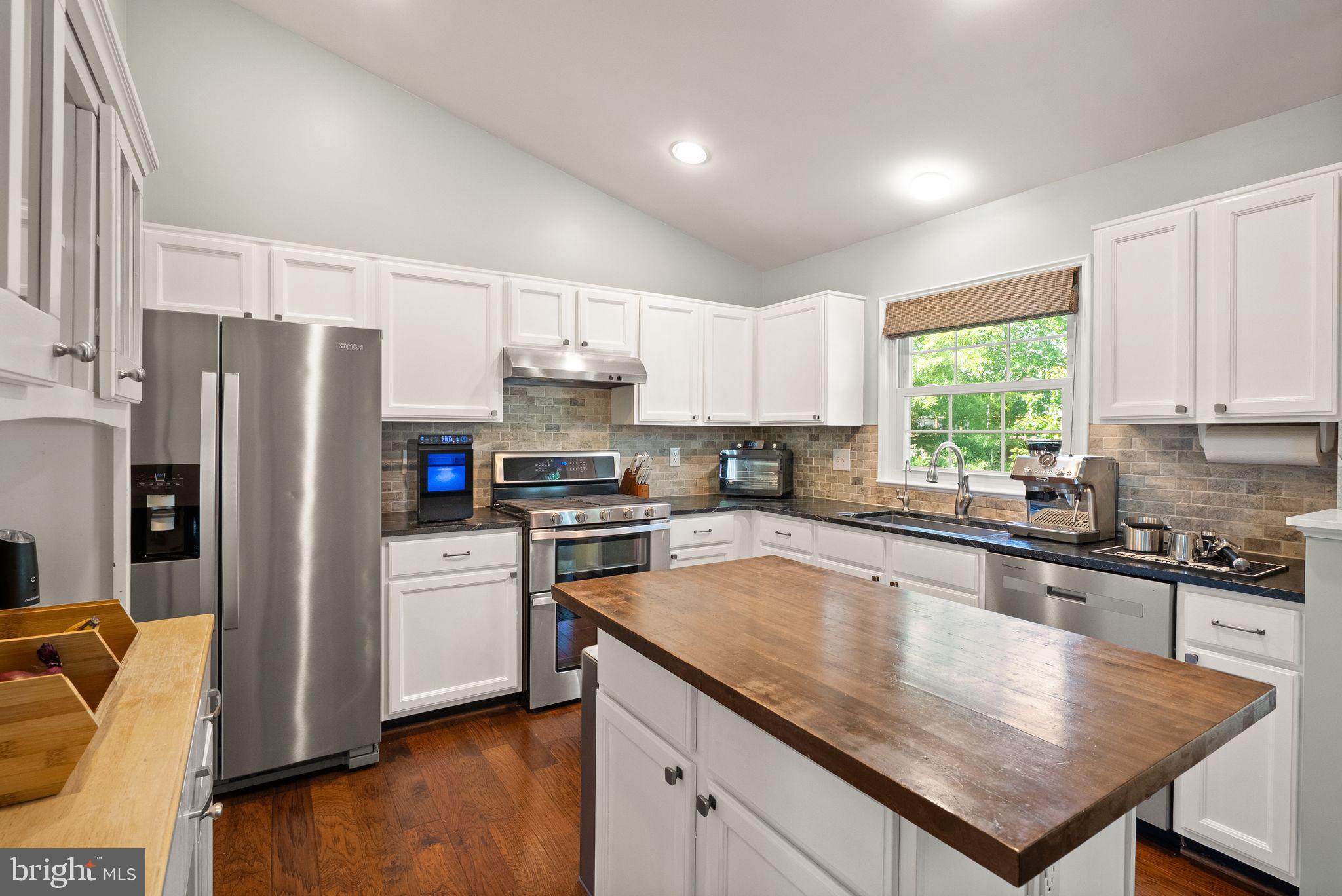 BELMONT RIDGE - Residential