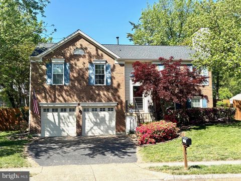 Photo of 20617 Preakness Court, ASHBURN, VA 20147 (MLS # VALO2122514)