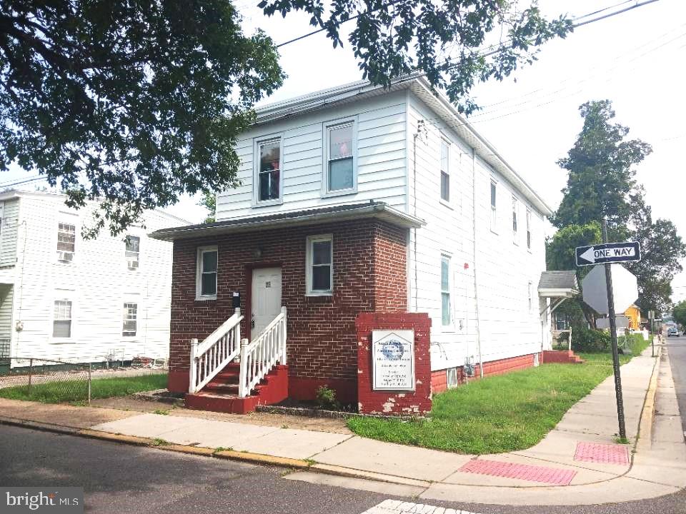 28 W JEFFERSON STREET