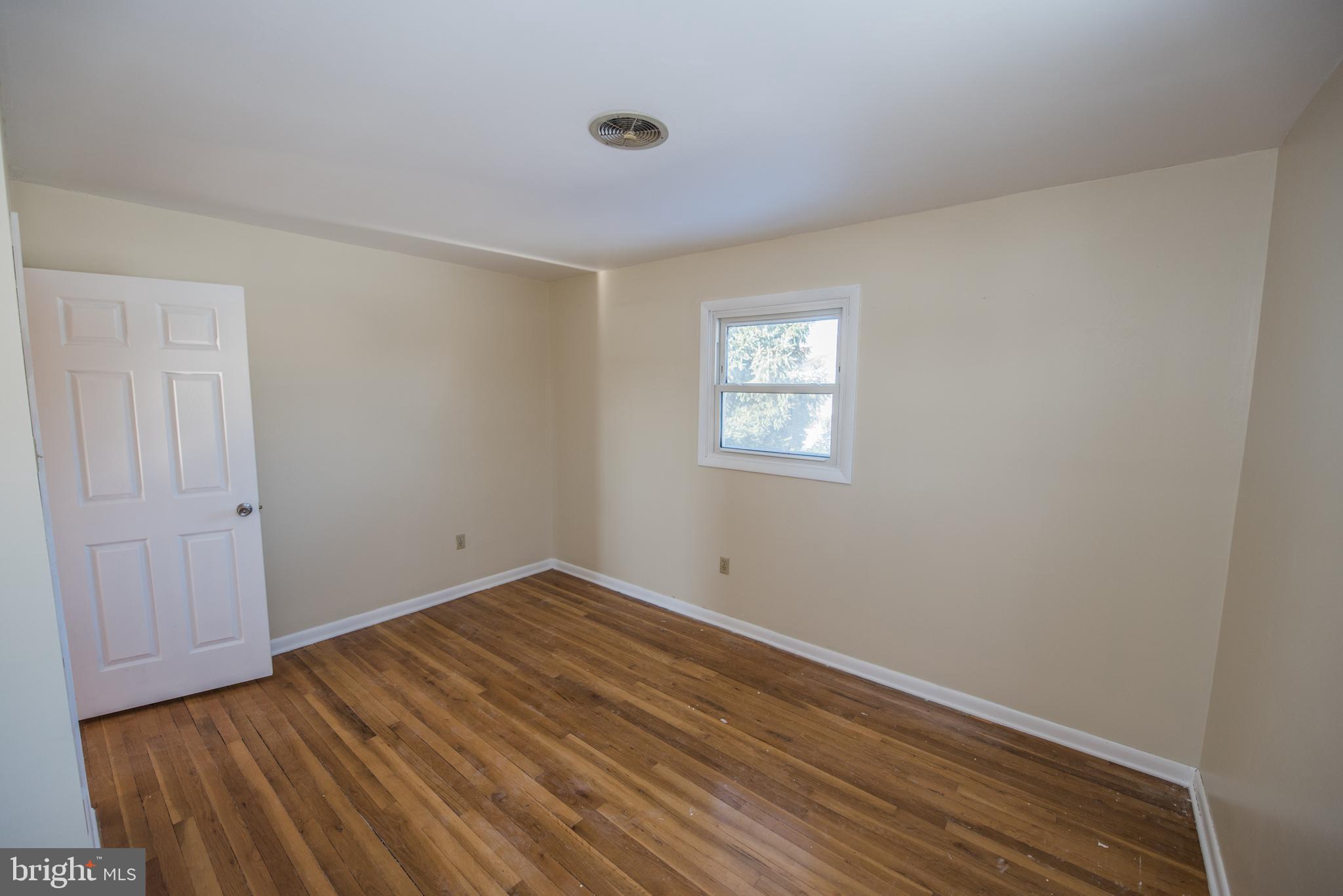 PIKEVIEW ACRES - Residential