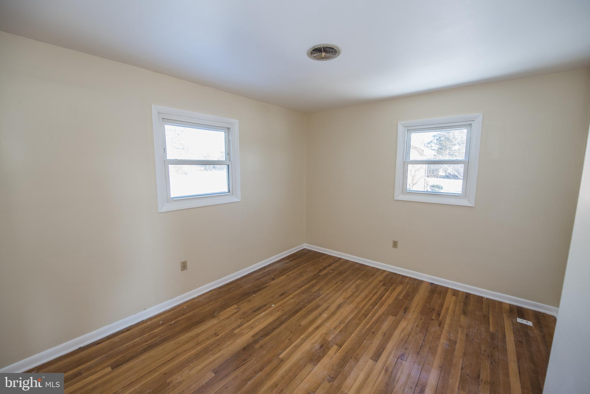 PIKEVIEW ACRES - Residential