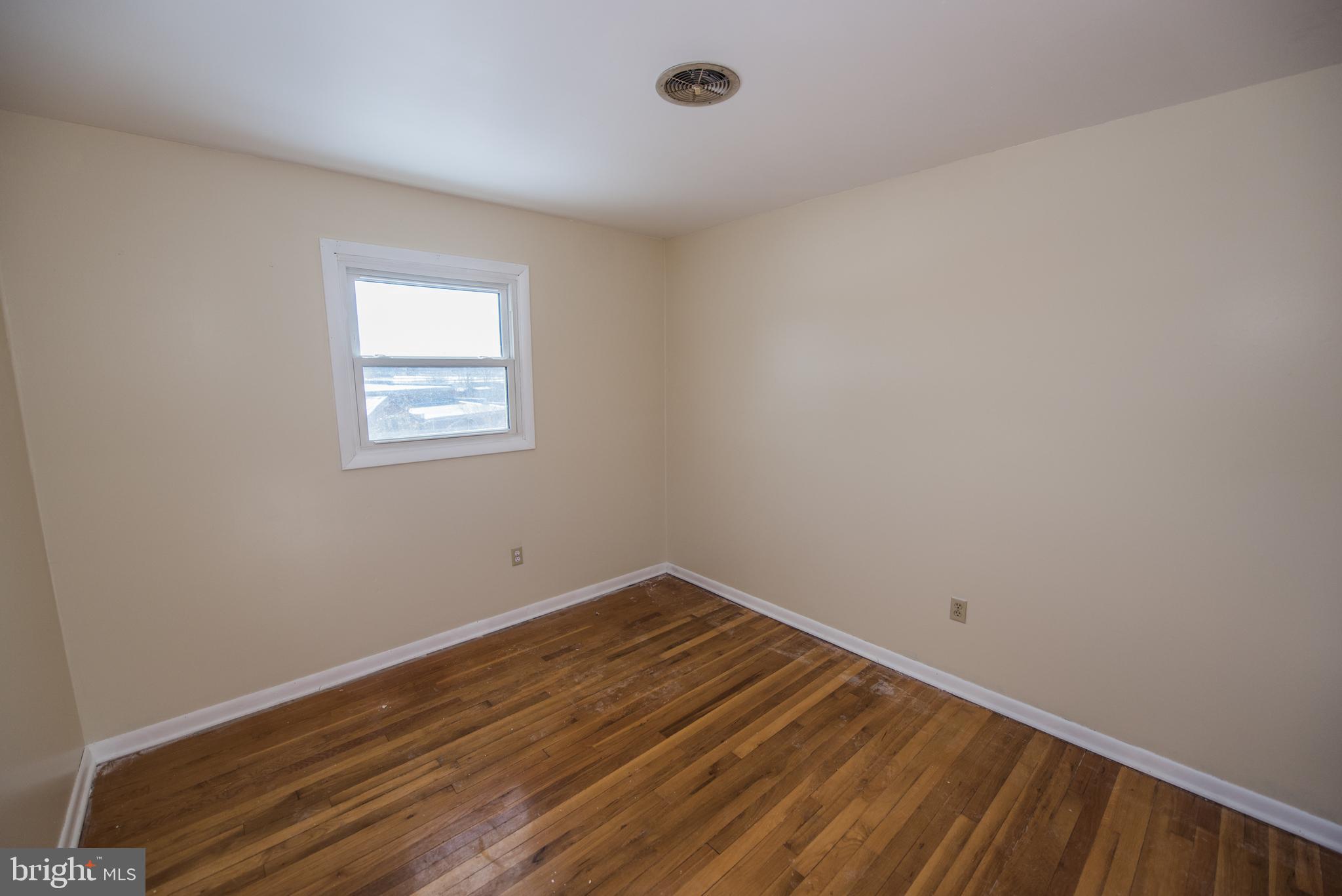 PIKEVIEW ACRES - Residential