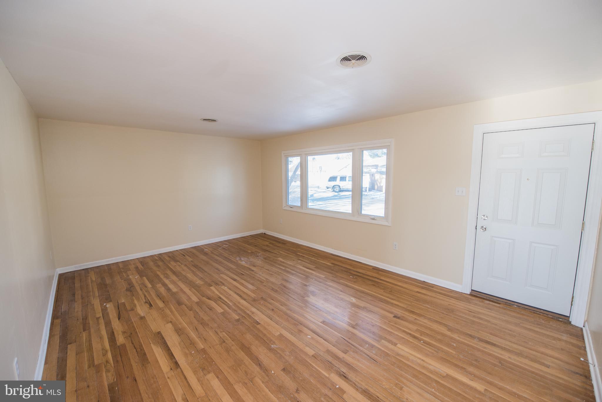 PIKEVIEW ACRES - Residential