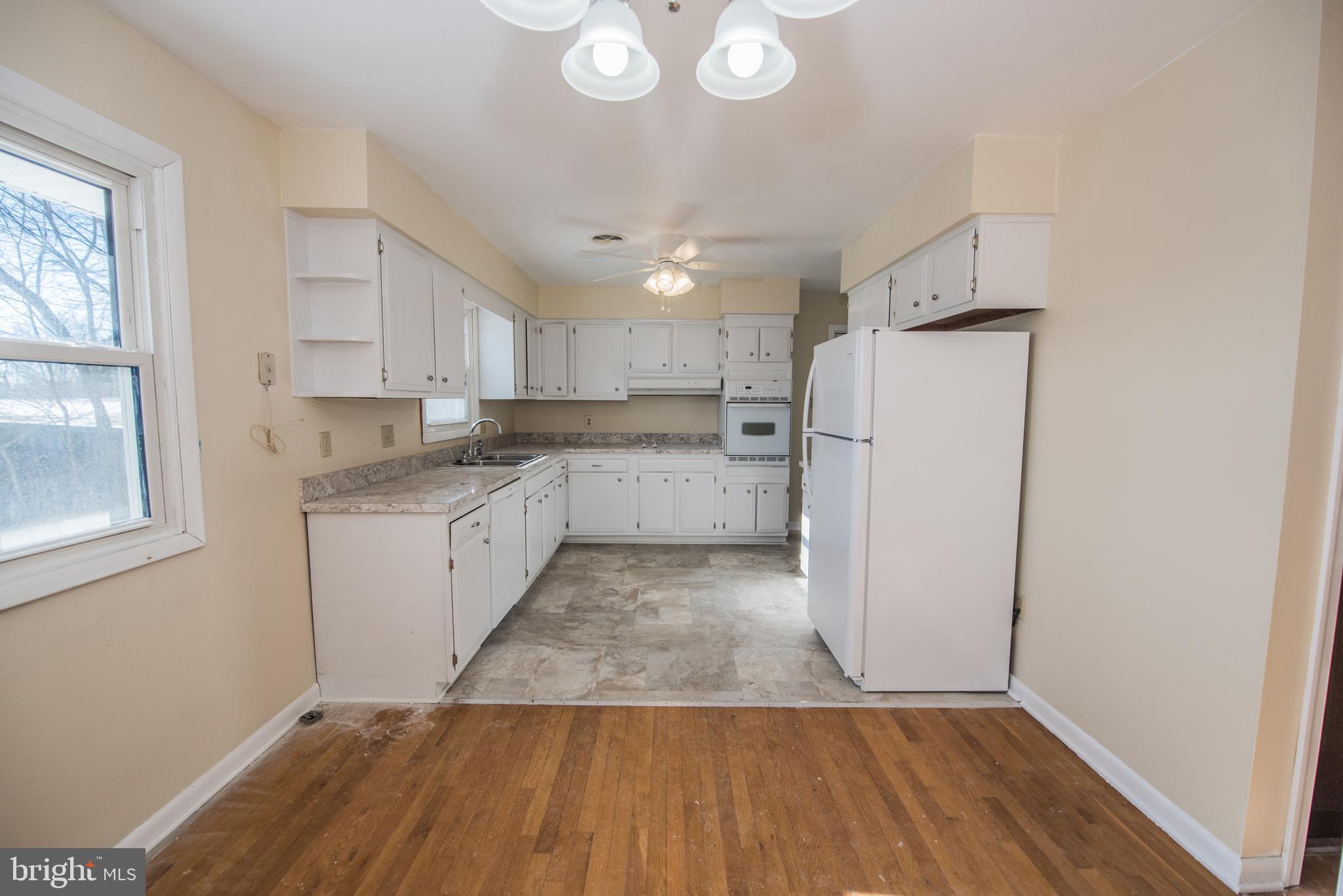 PIKEVIEW ACRES - Residential