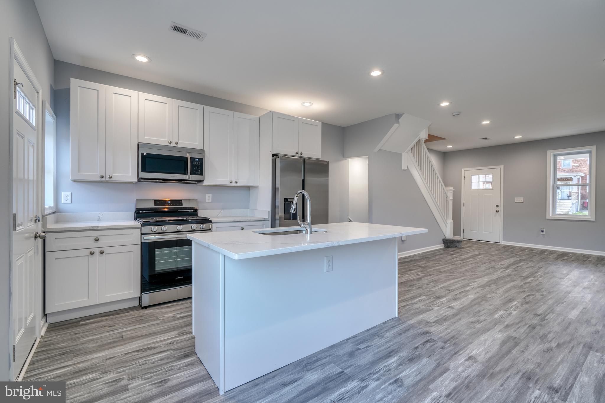 WEST FOREST PARK - Residential