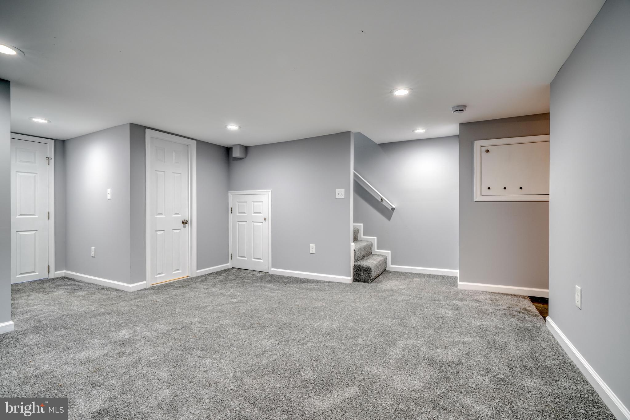 WEST FOREST PARK - Residential