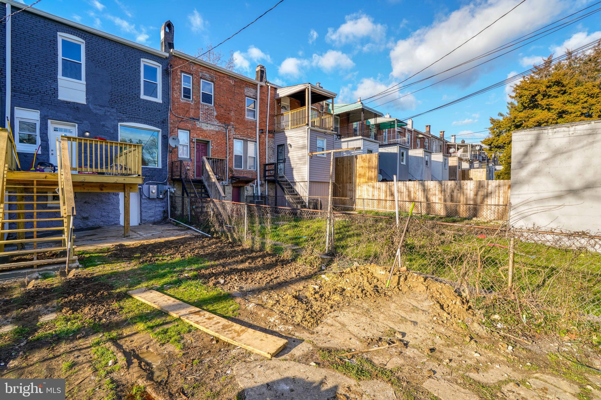 WEST FOREST PARK - Residential