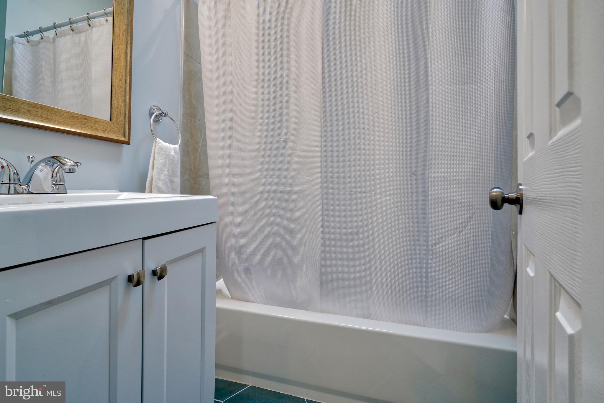 WEST FOREST PARK - Residential