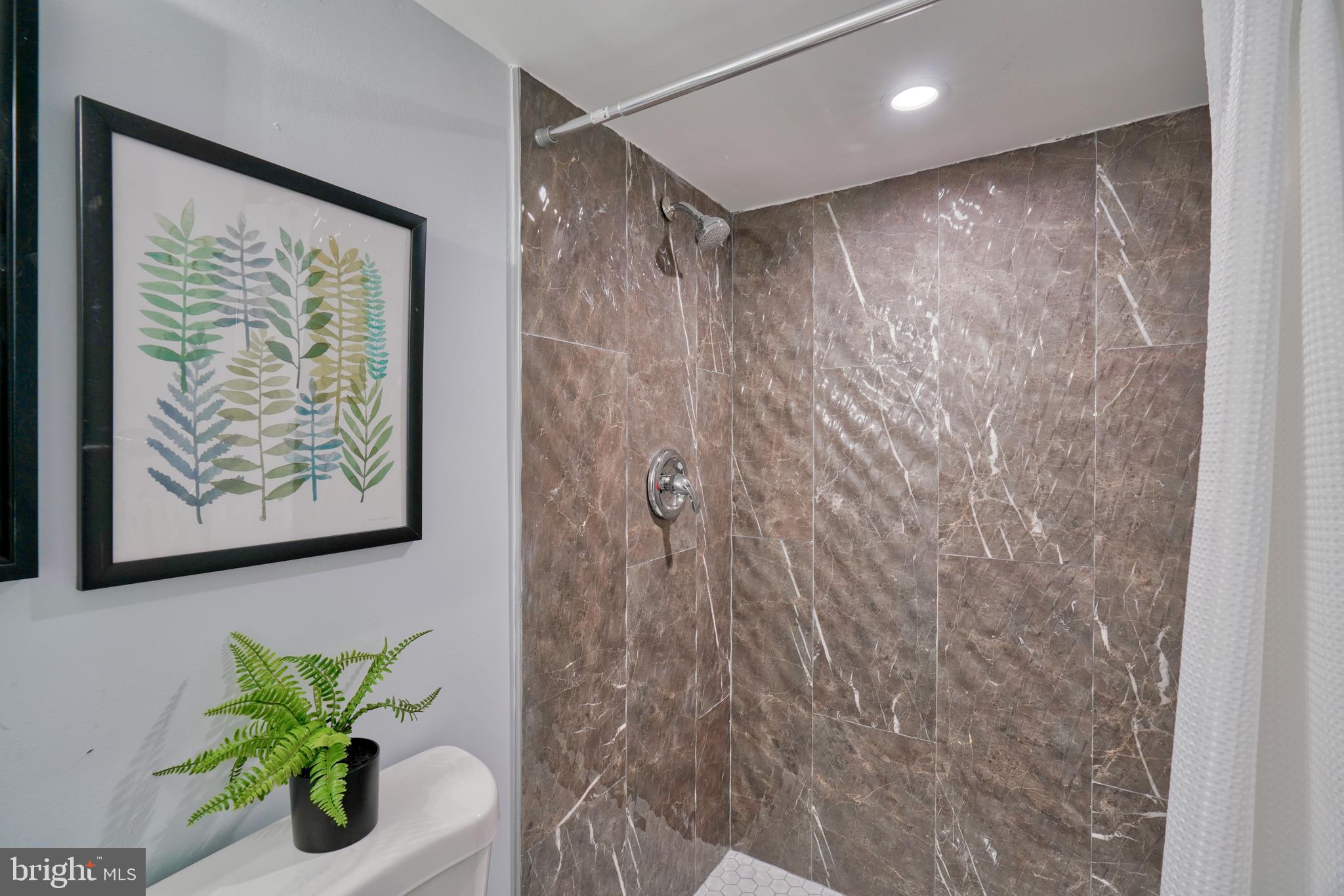 WEST FOREST PARK - Residential