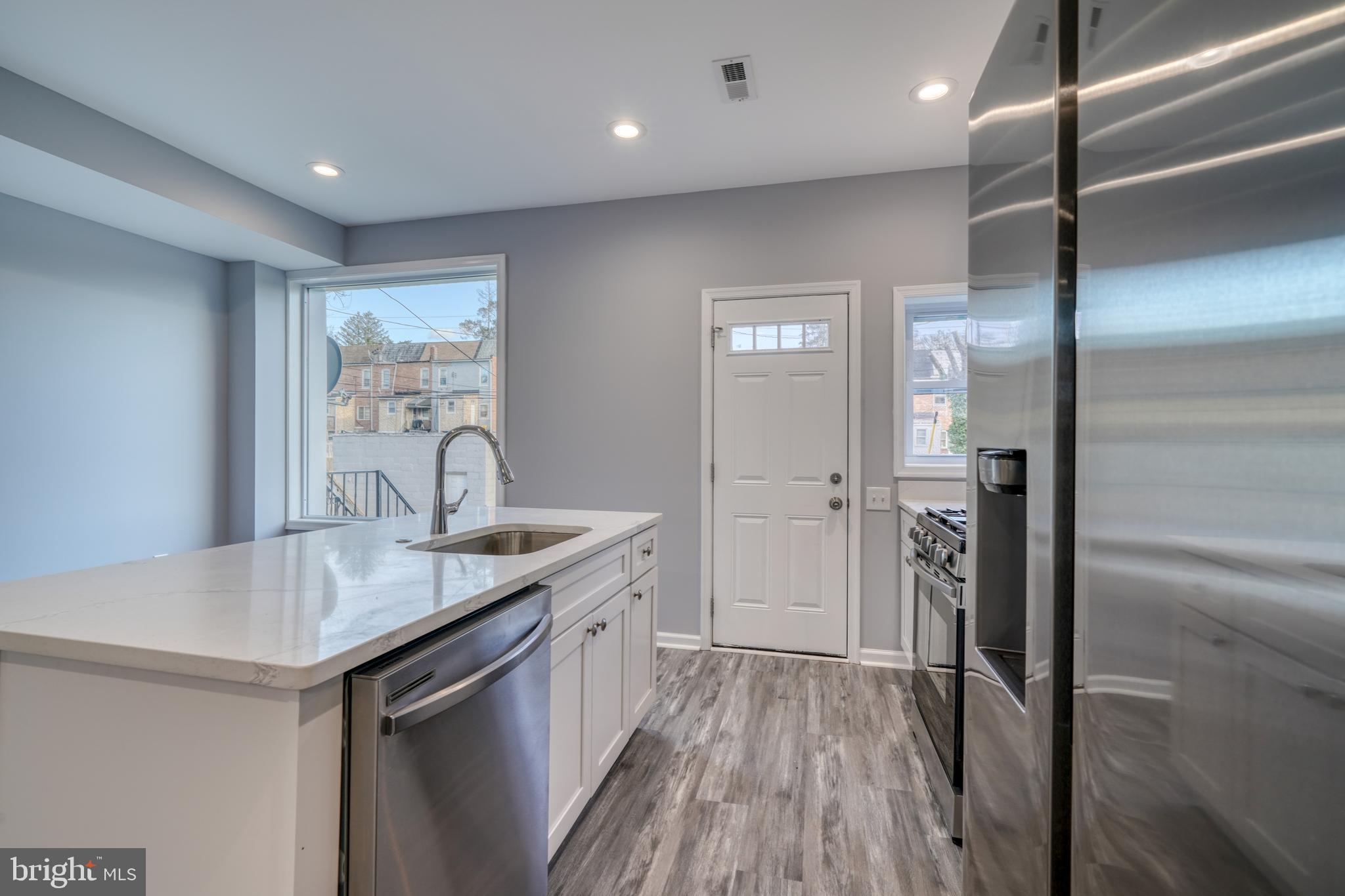 WEST FOREST PARK - Residential