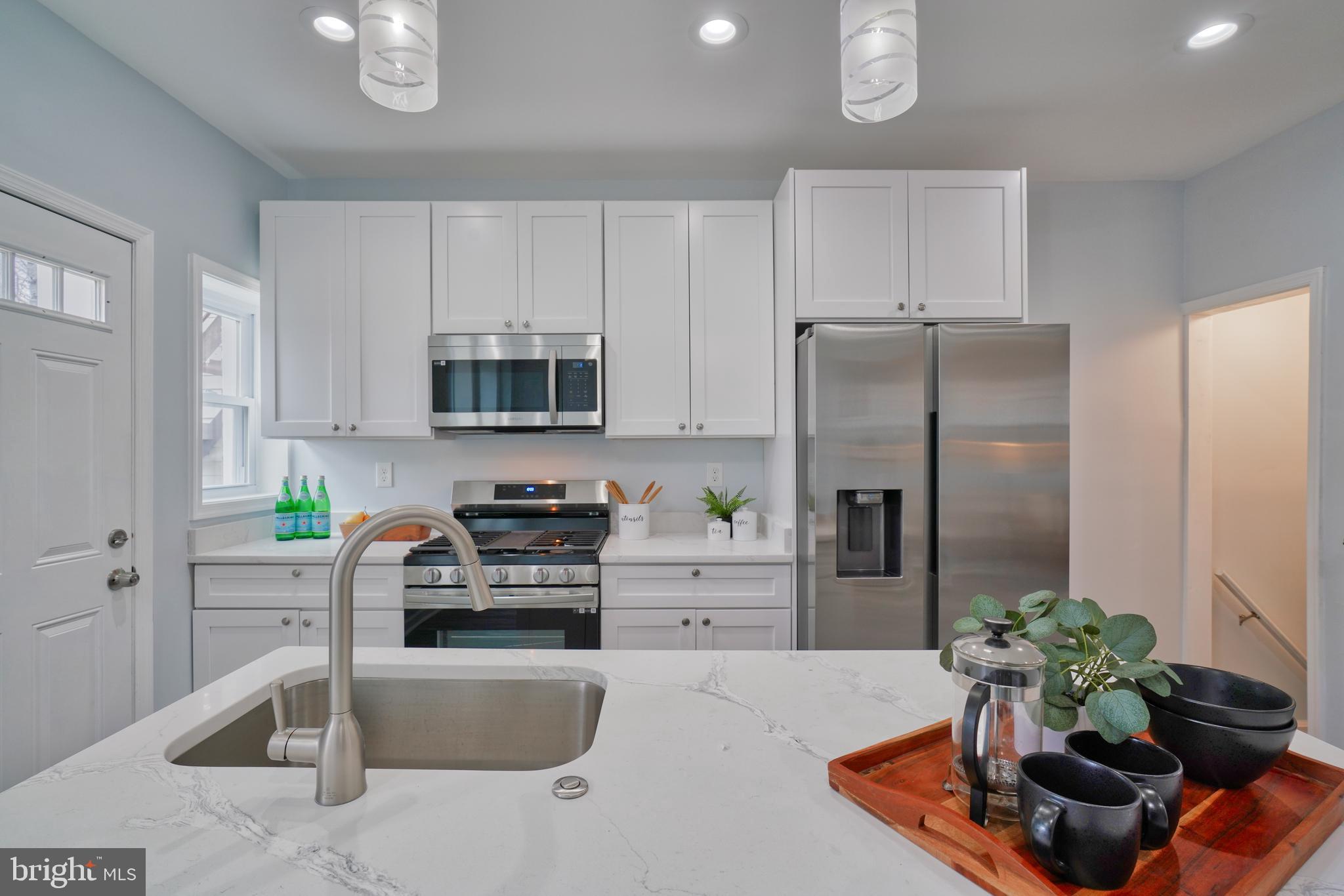 WEST FOREST PARK - Residential