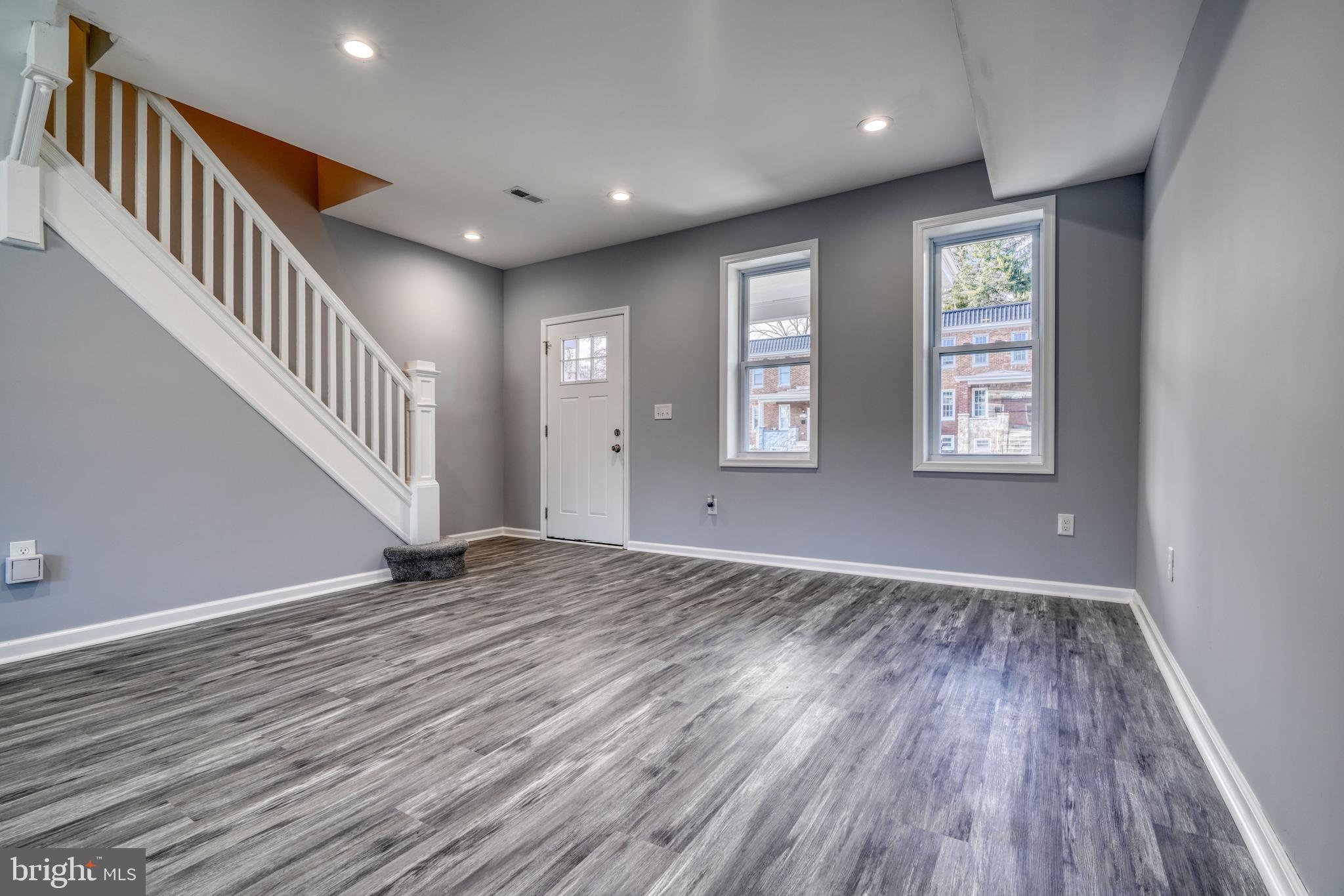 WEST FOREST PARK - Residential