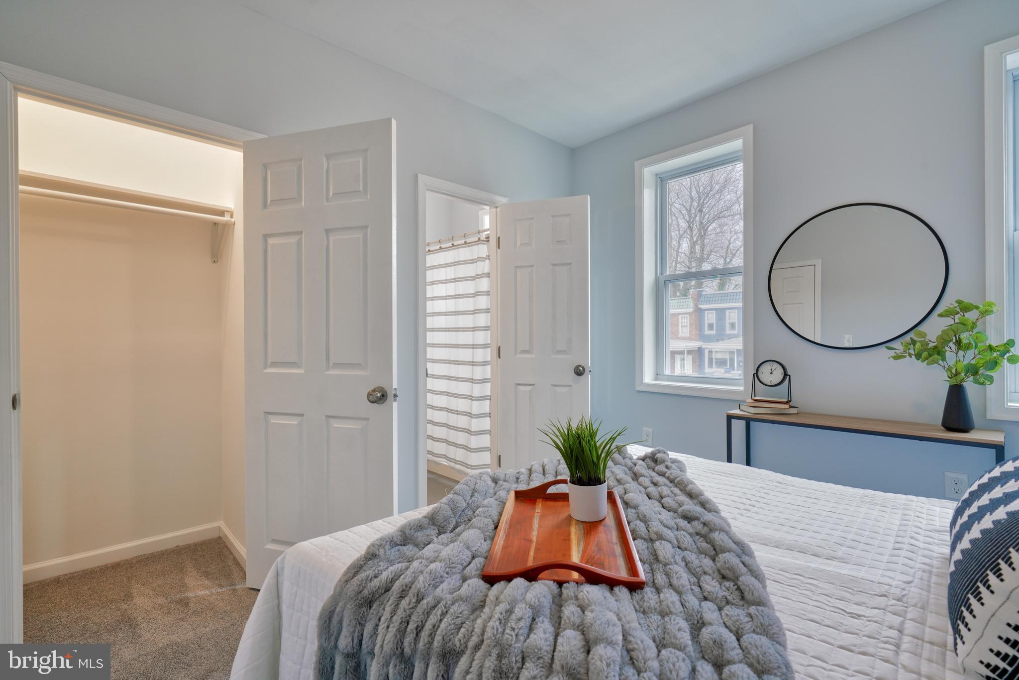 WEST FOREST PARK - Residential