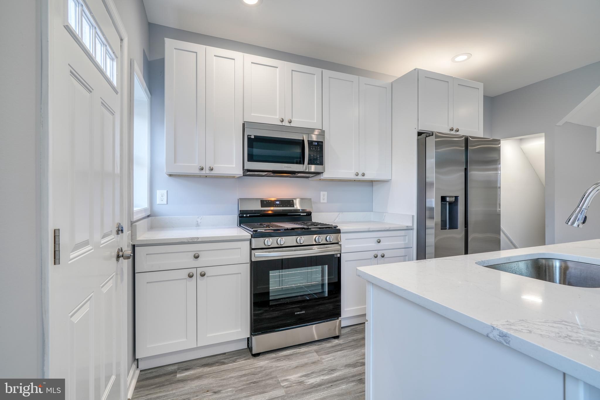 WEST FOREST PARK - Residential