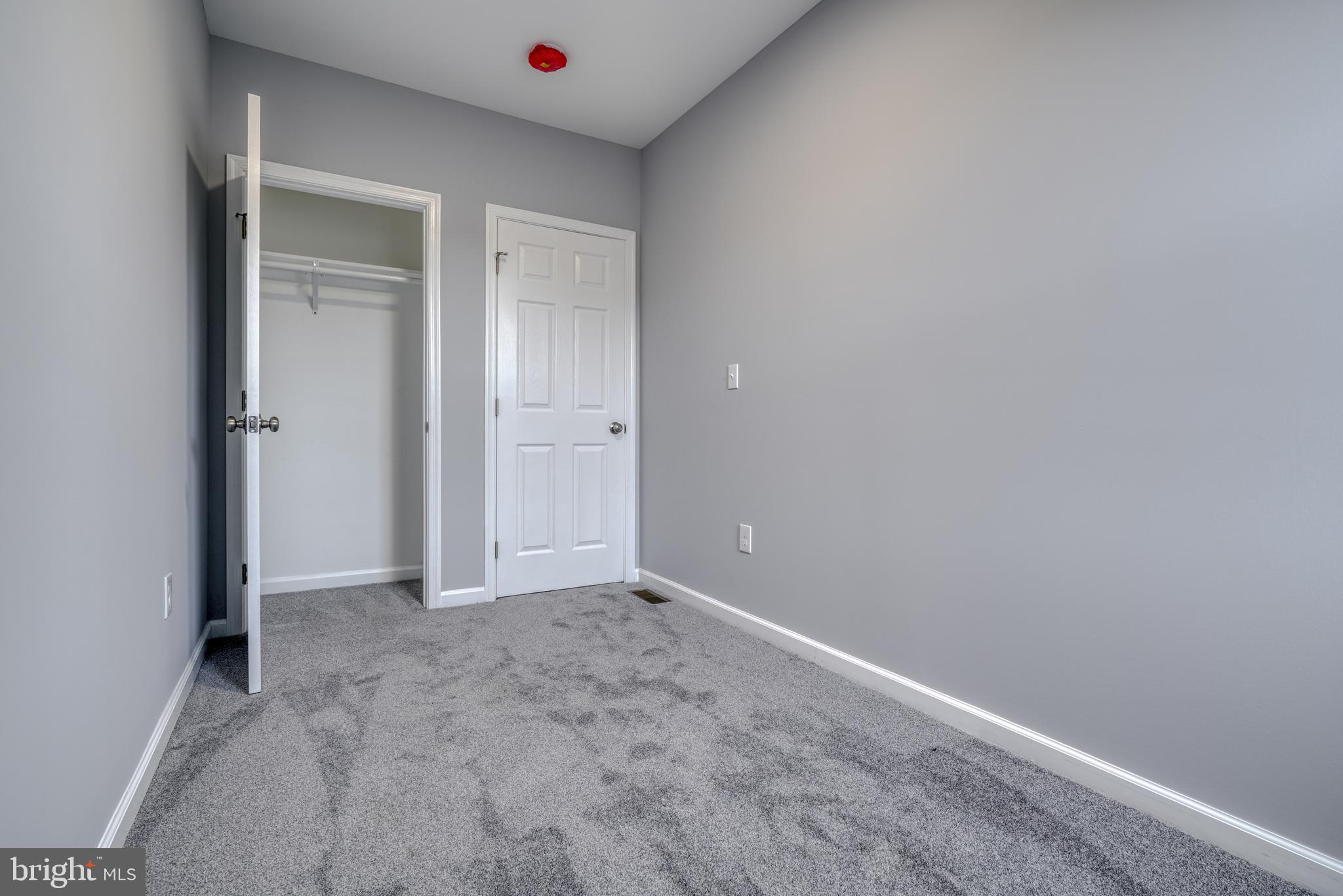 WEST FOREST PARK - Residential