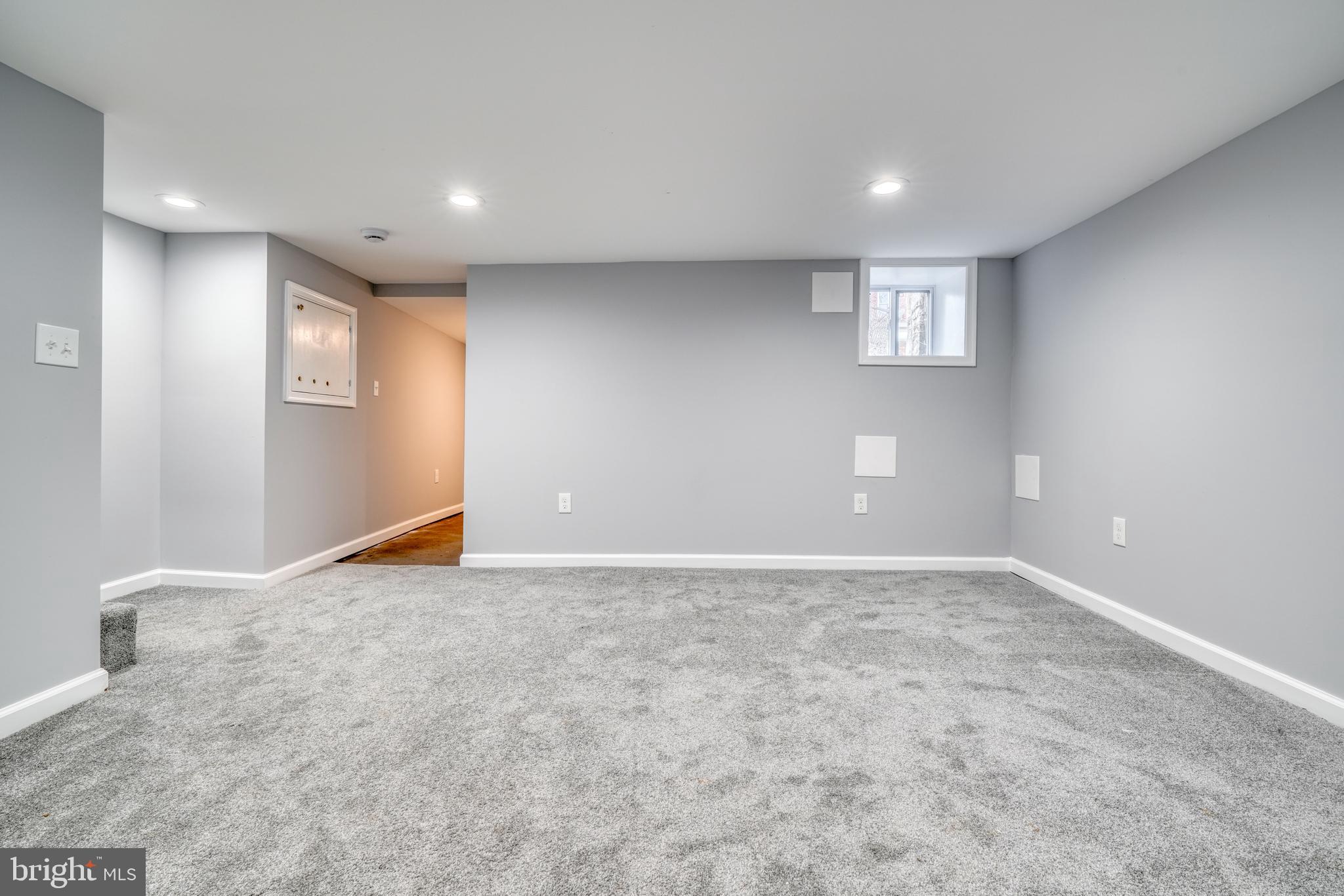 WEST FOREST PARK - Residential