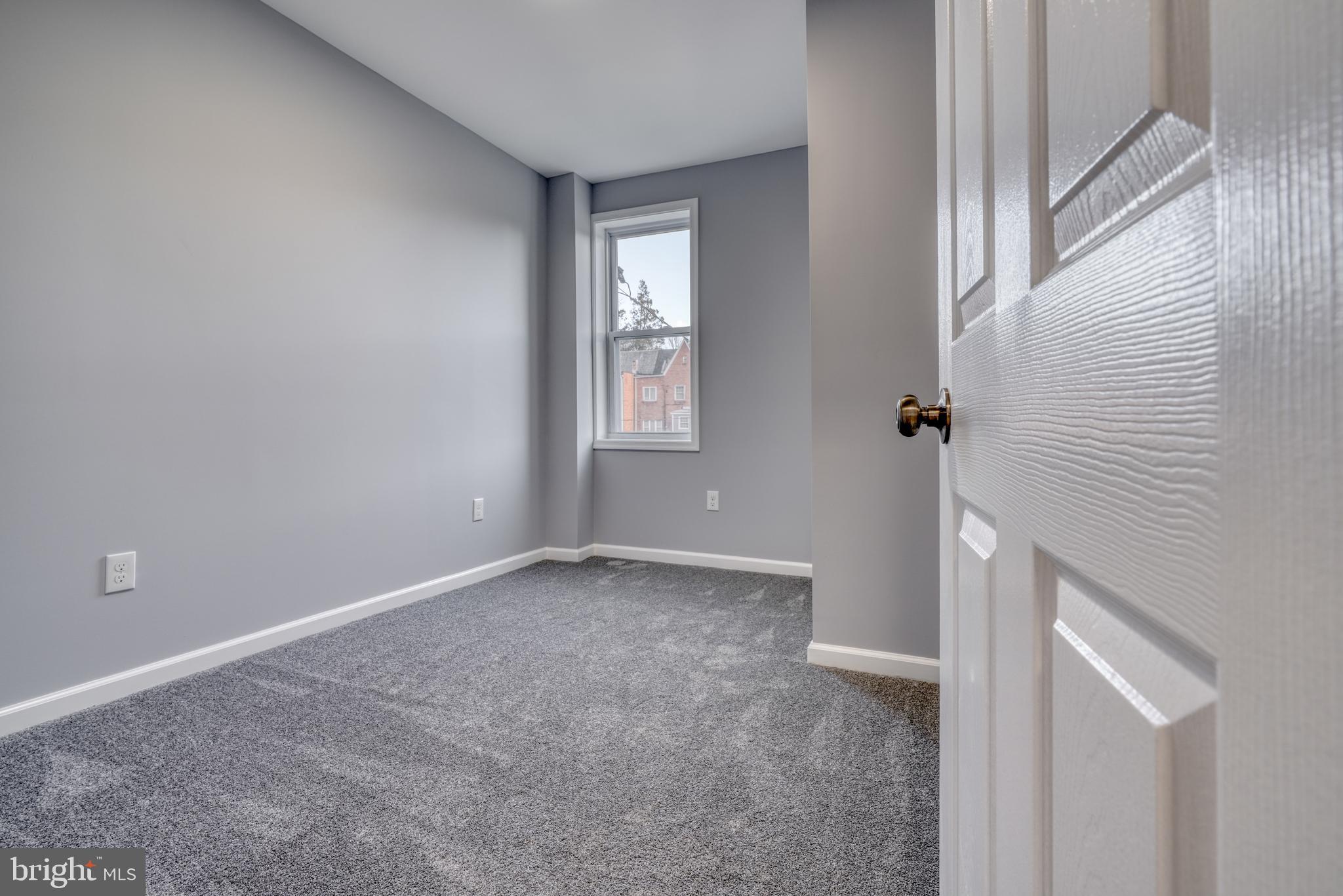 WEST FOREST PARK - Residential