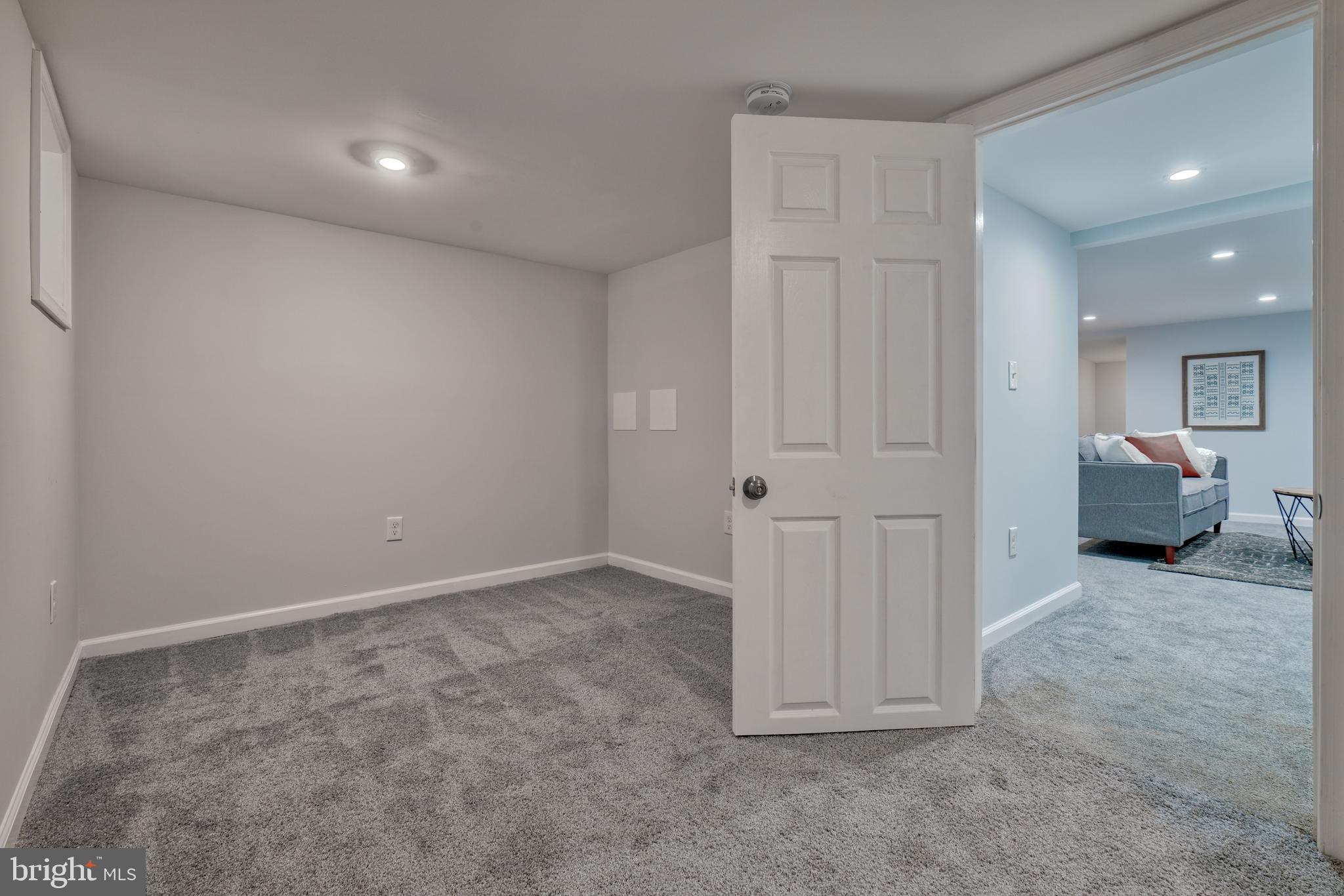 WEST FOREST PARK - Residential