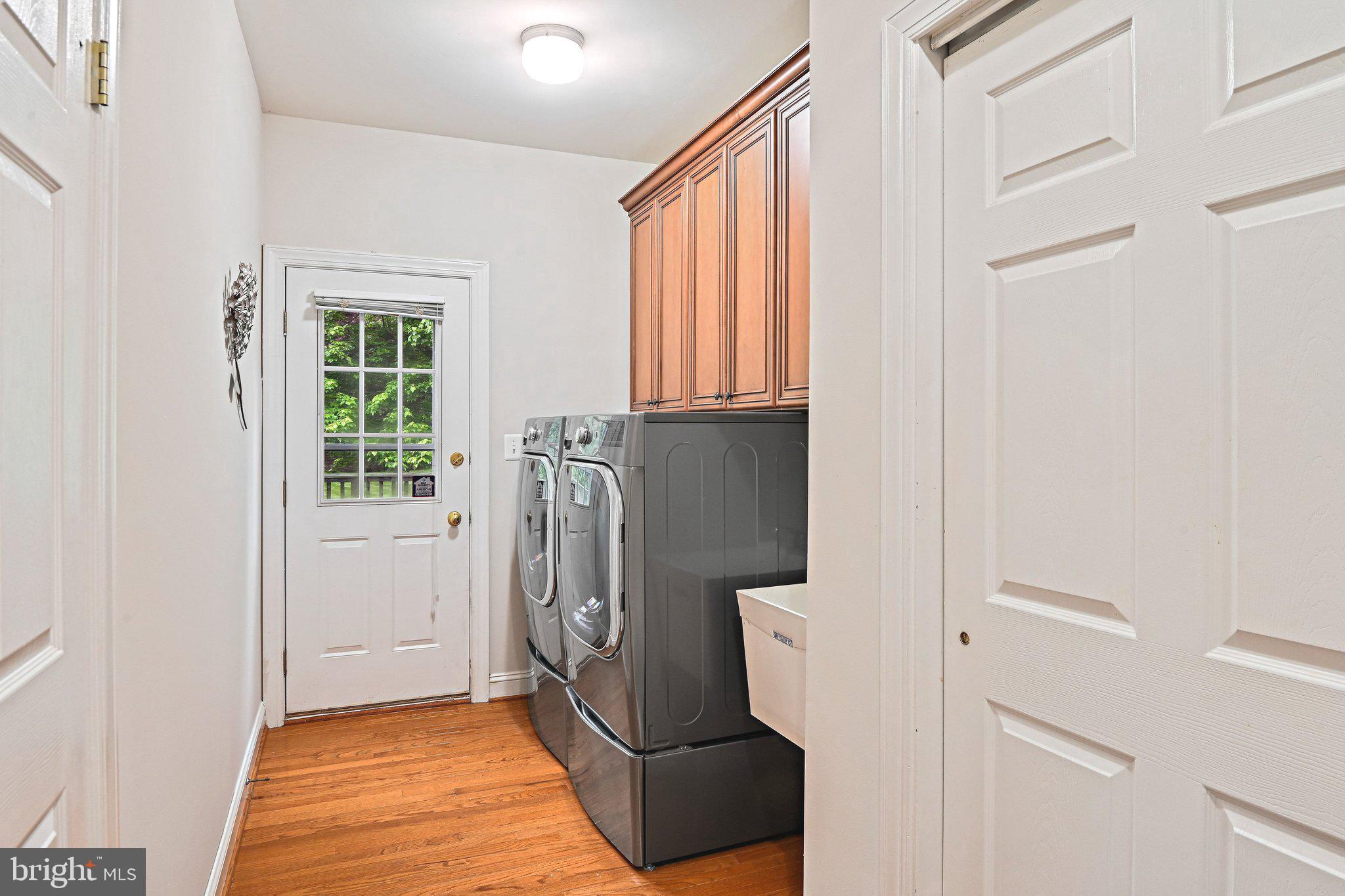 HUNTER MILL ESTATES - Residential