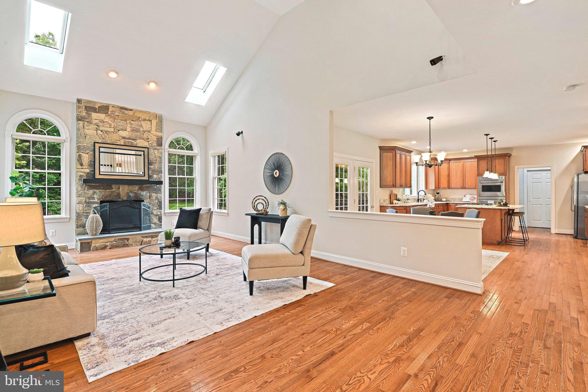 HUNTER MILL ESTATES - Residential